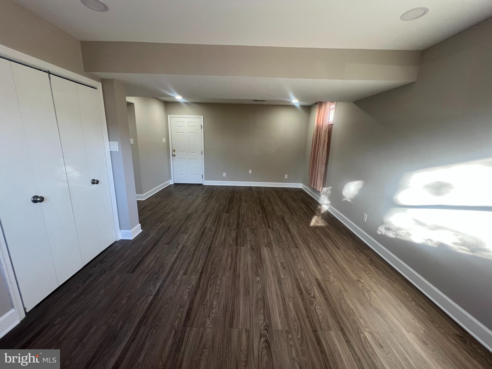 Real estate listing preview #14