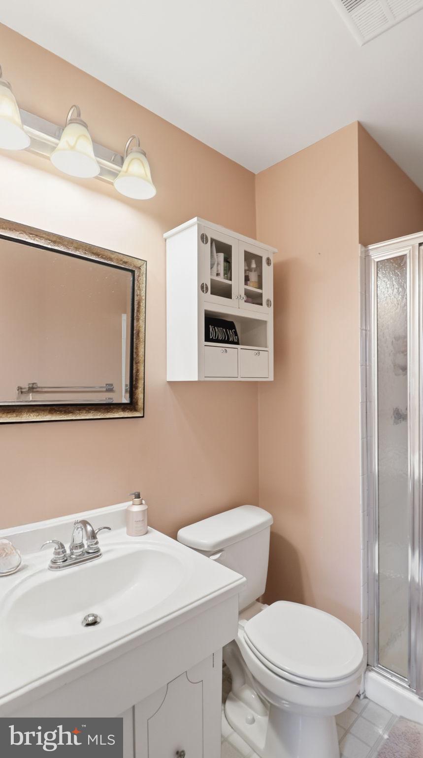 Real estate listing preview #16