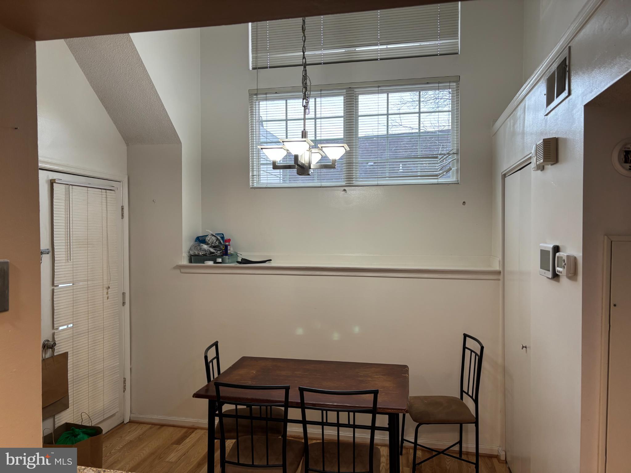 Real estate listing preview #7