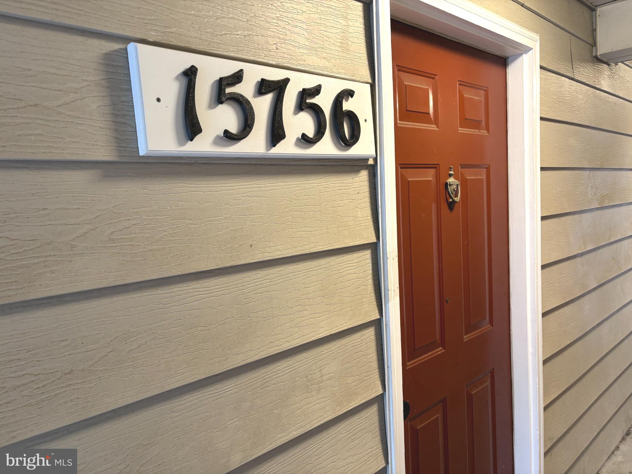 Real estate listing preview #3