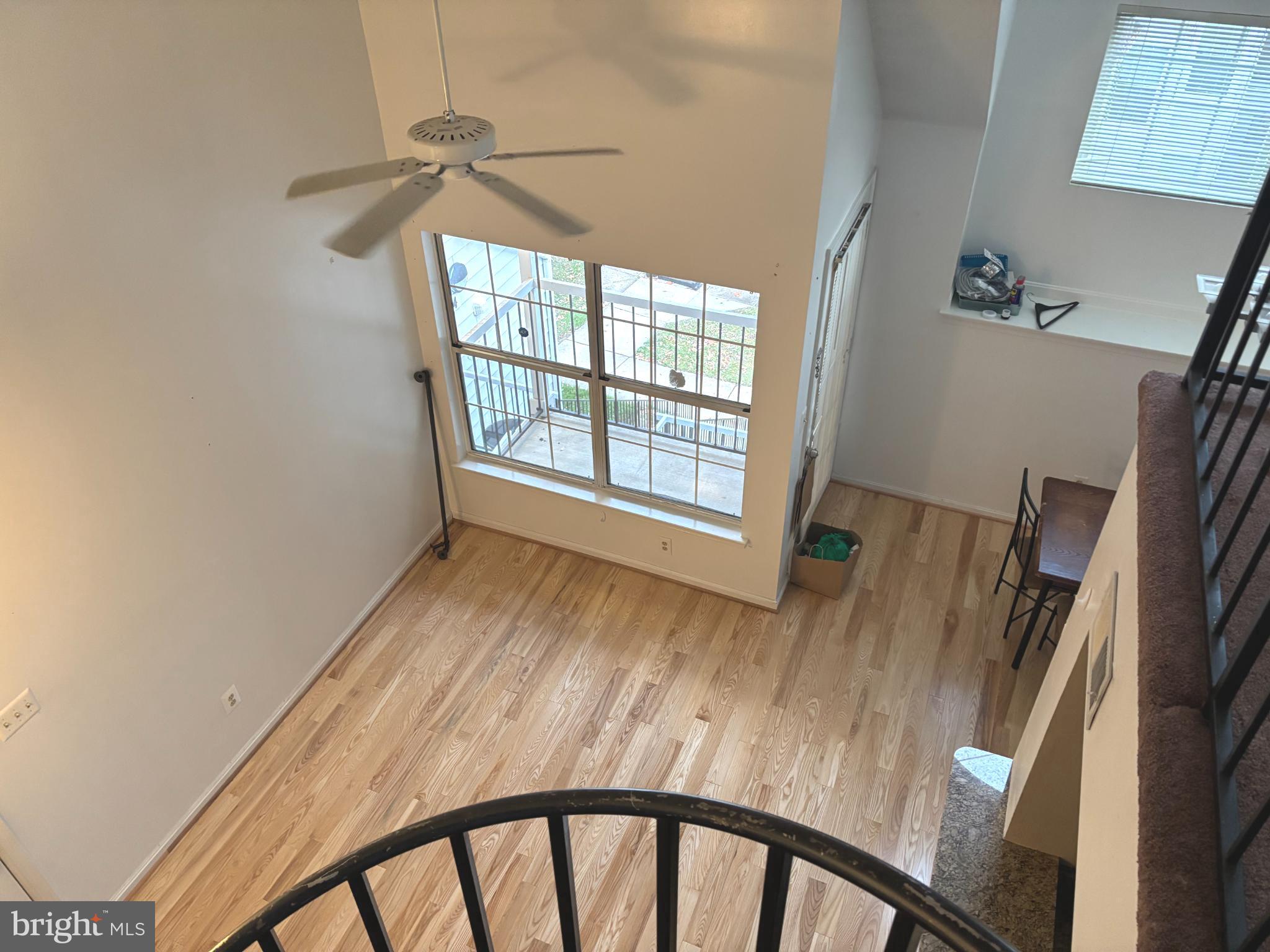 Real estate listing preview #24