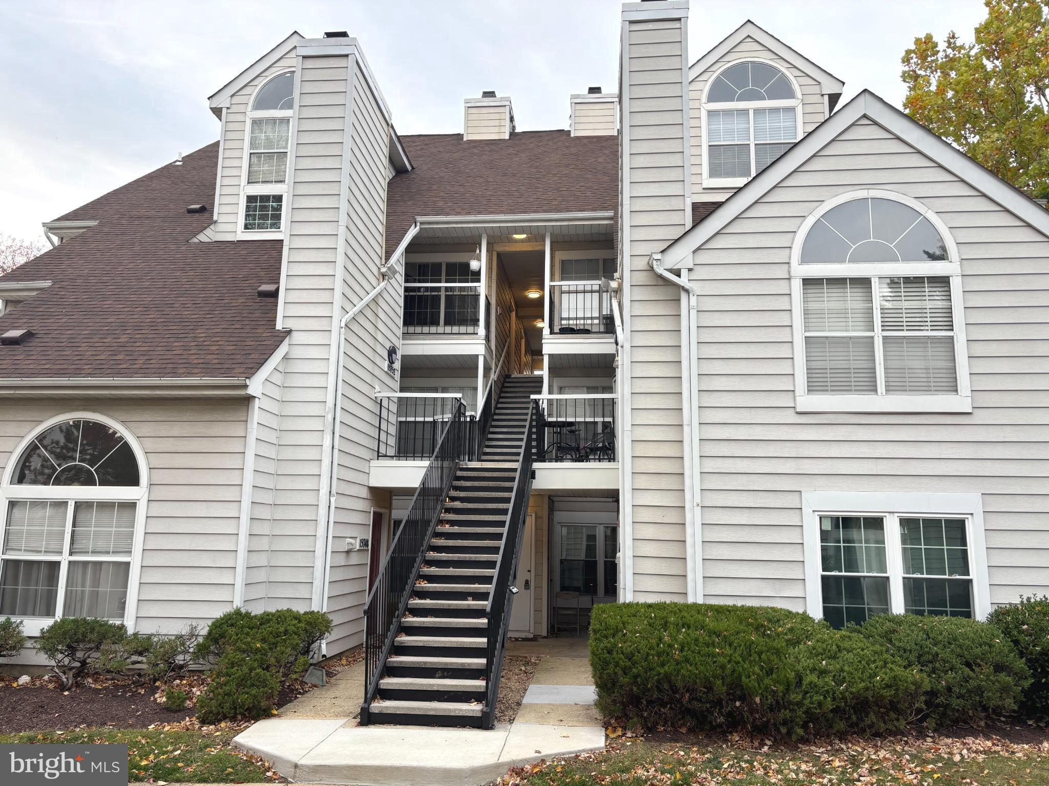 Real estate listing preview #1