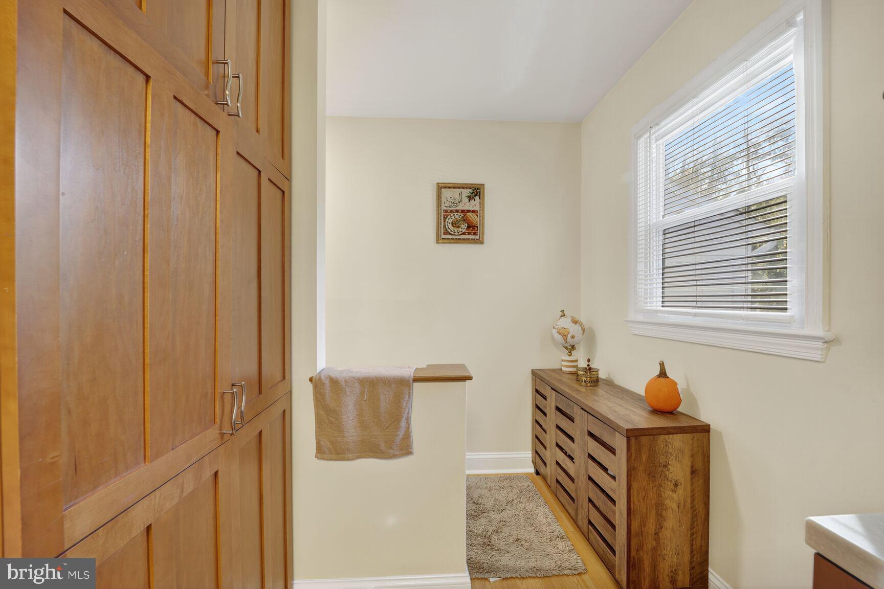 Real estate listing preview #38