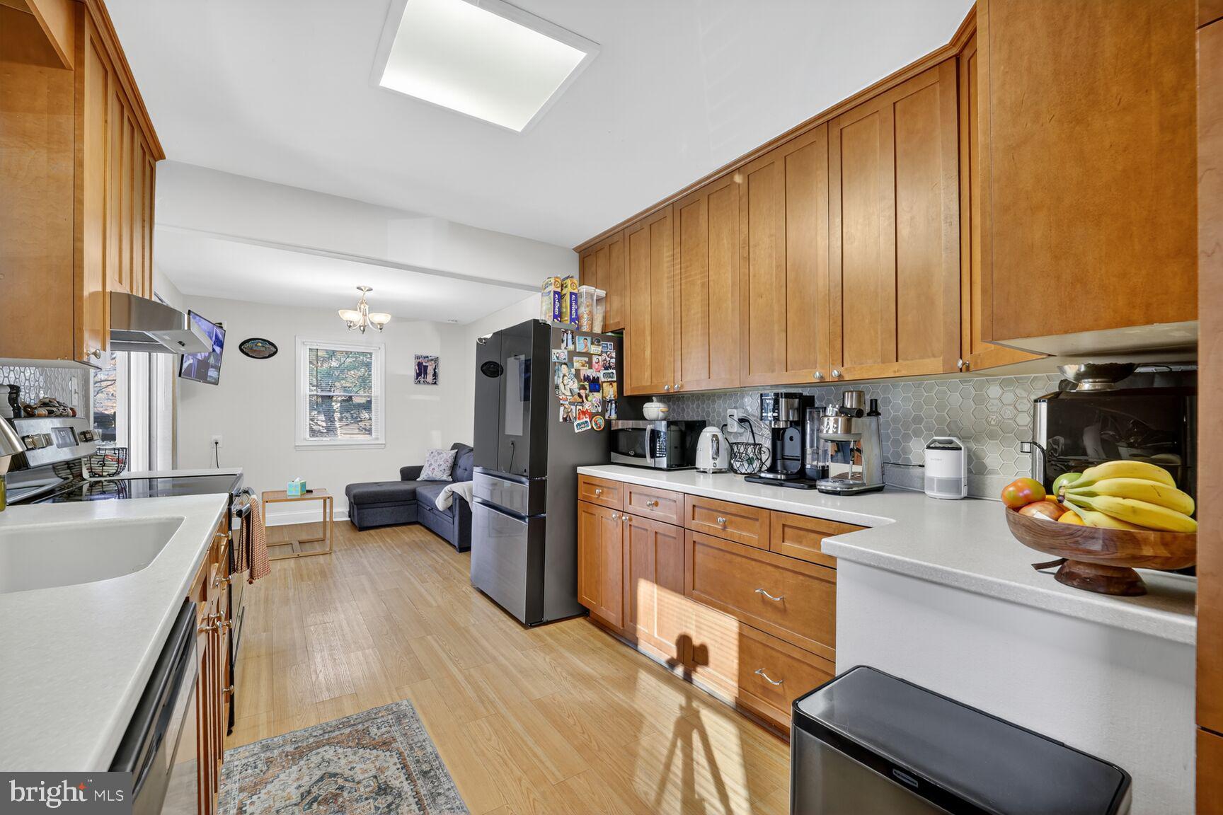 Real estate listing preview #18