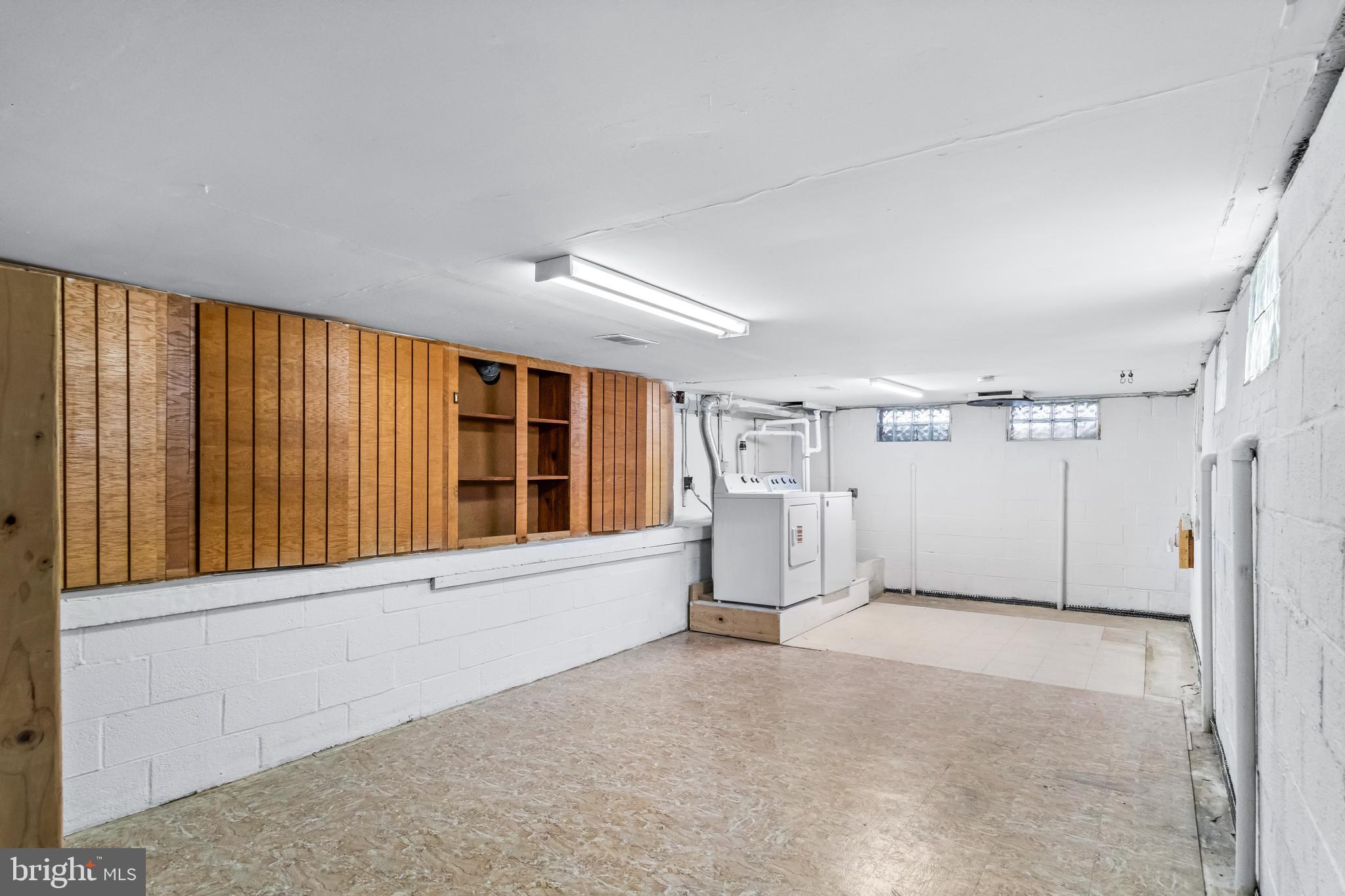 Real estate listing preview #17