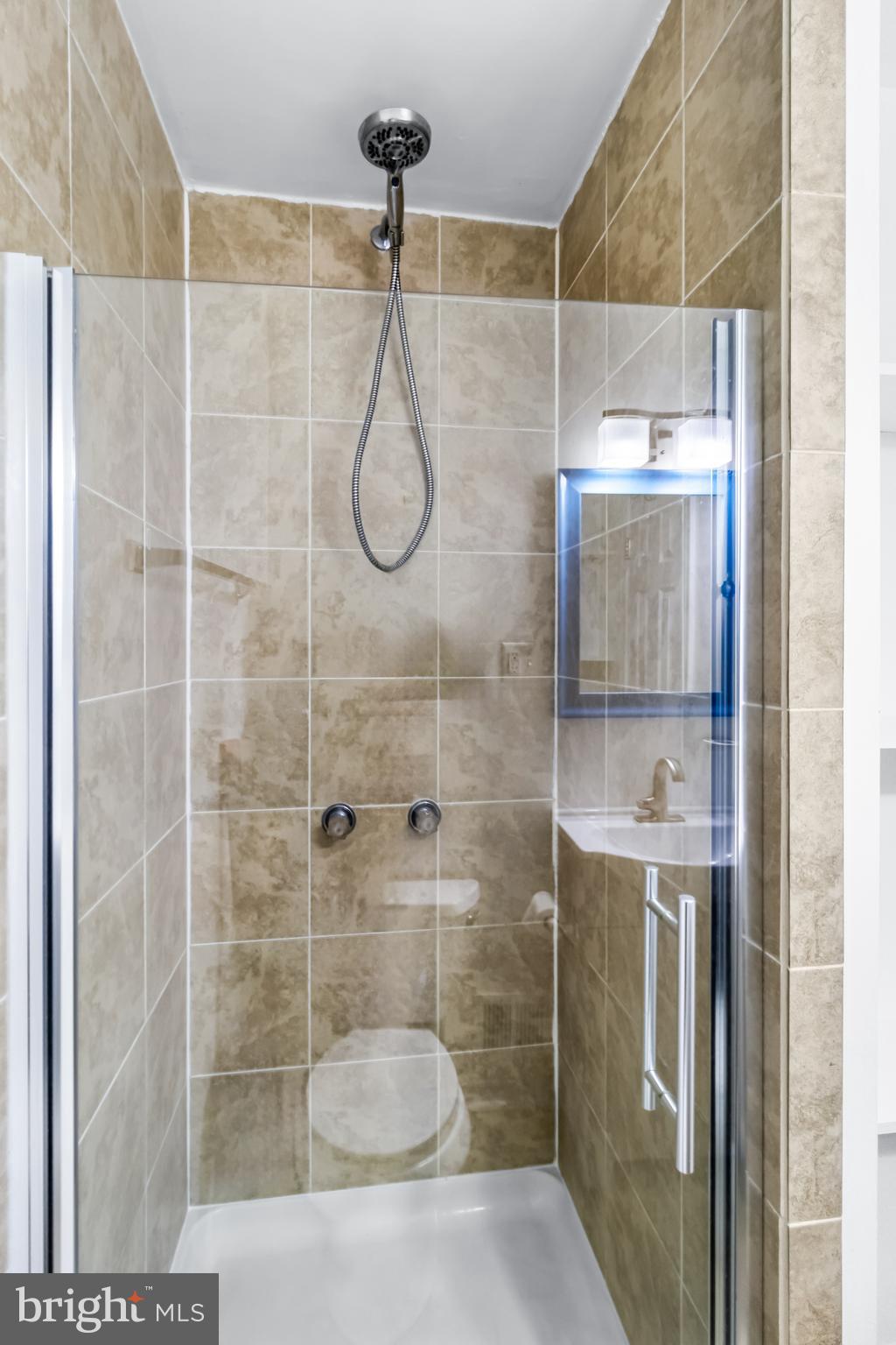 Real estate listing preview #23