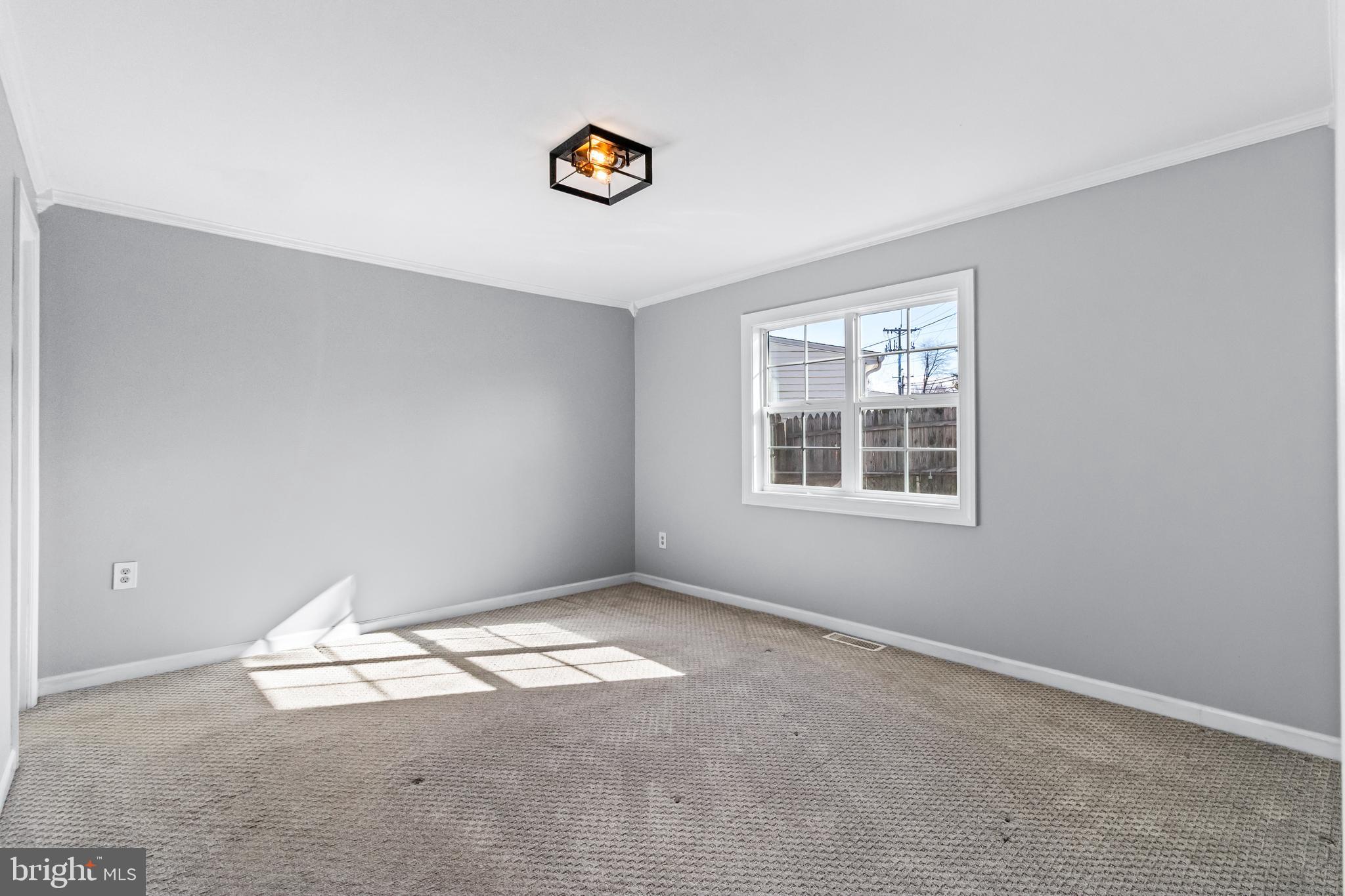 Real estate listing preview #15