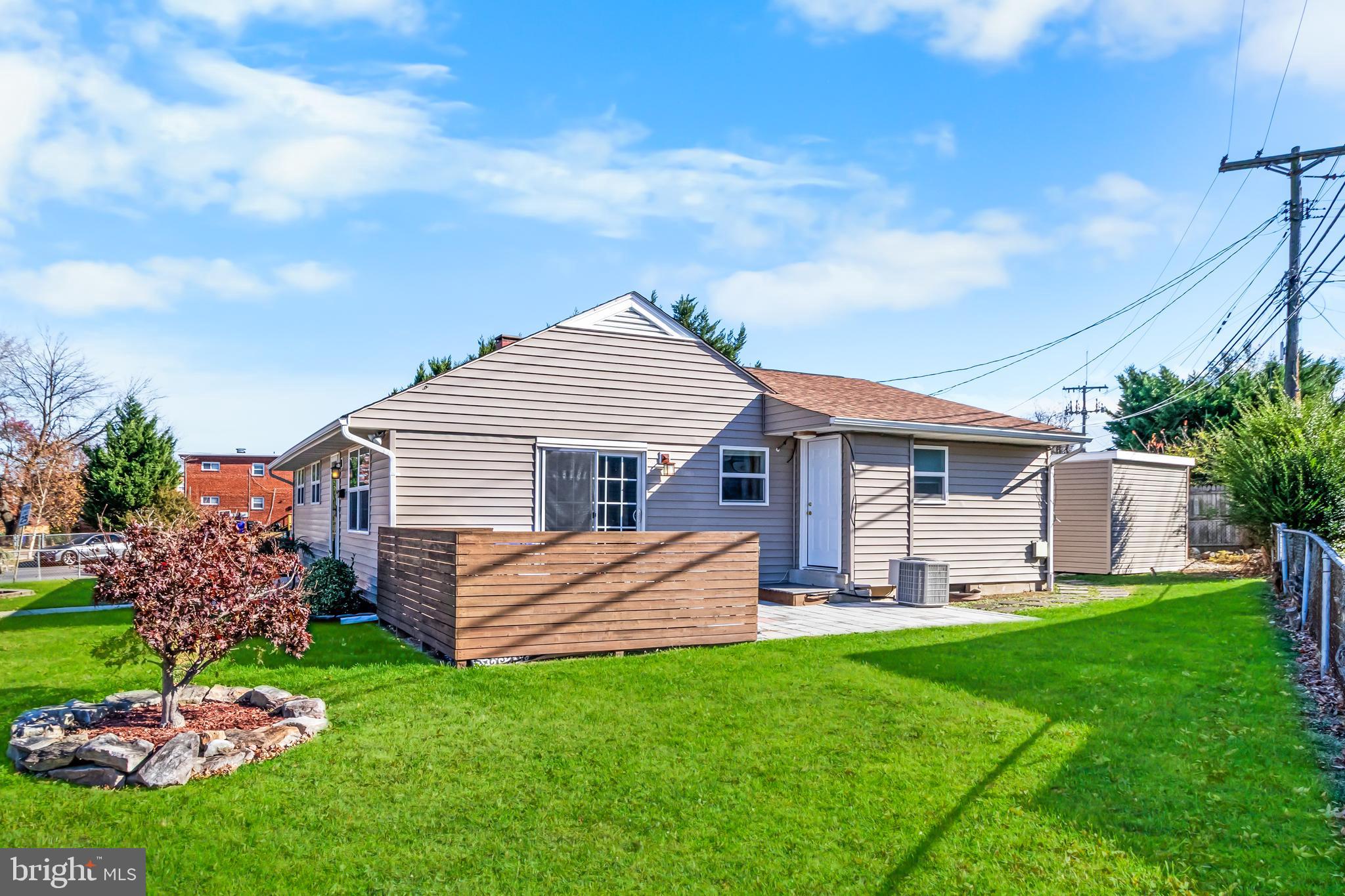 Real estate listing preview #28