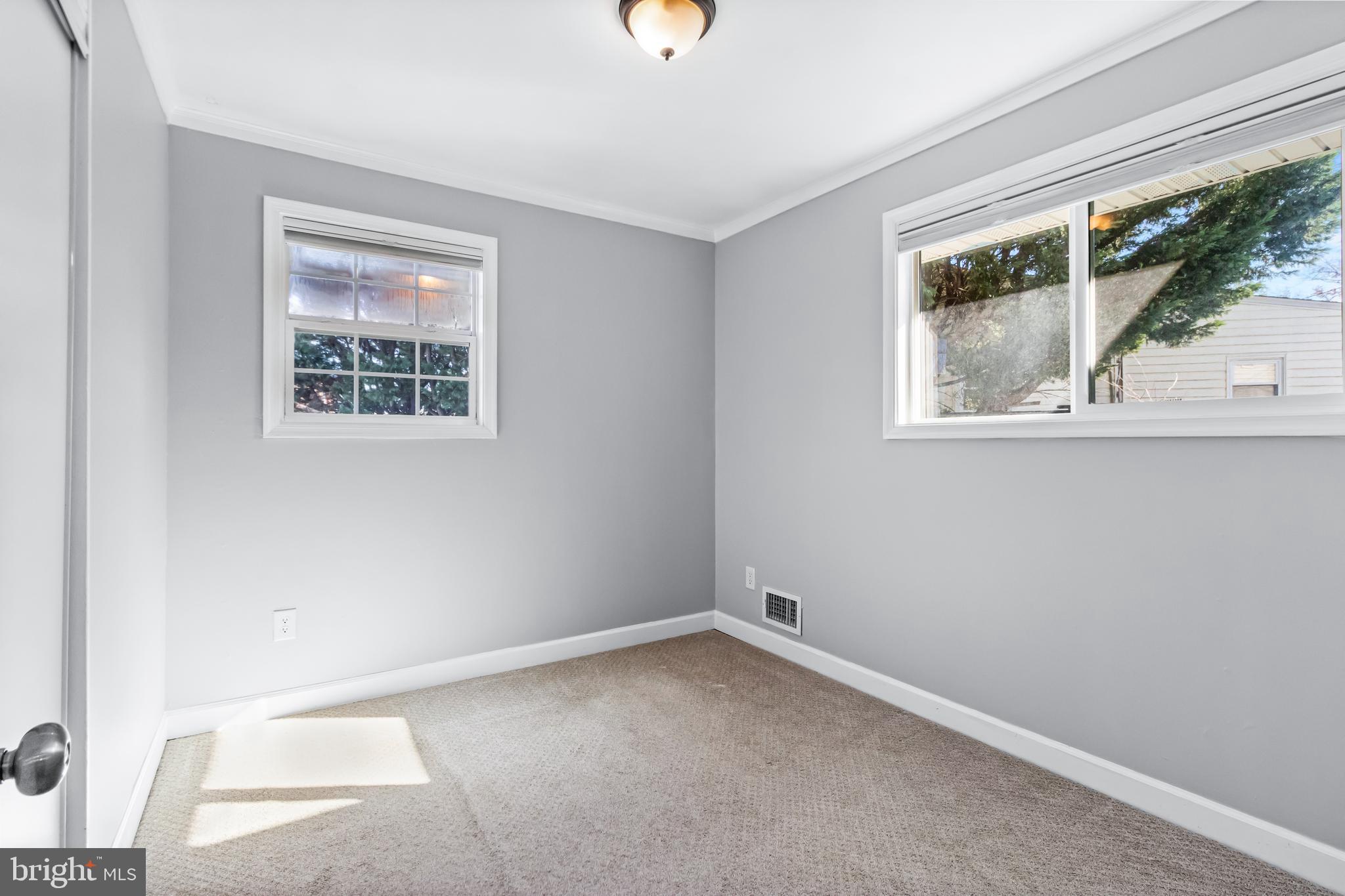 Real estate listing preview #32