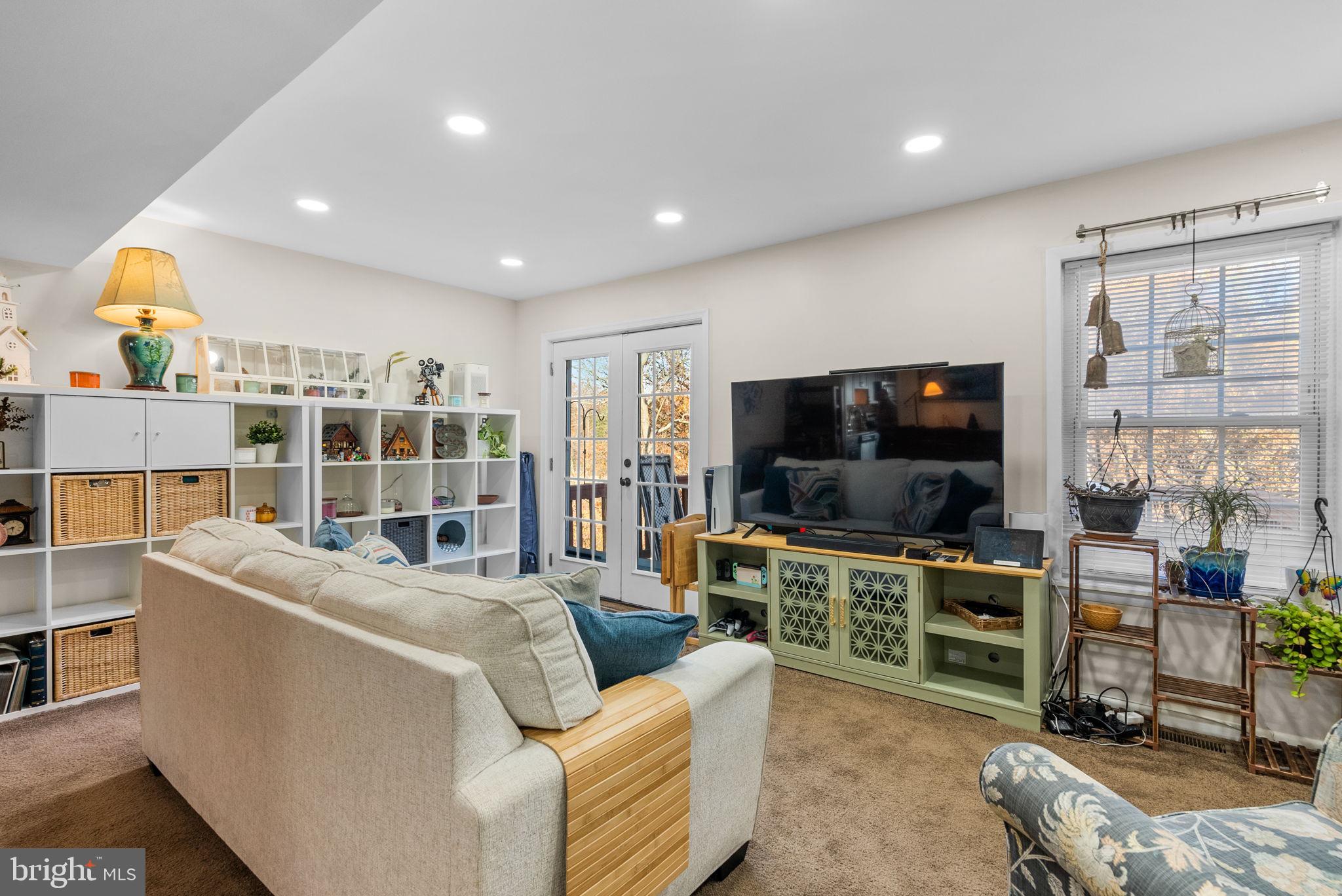 Real estate listing preview #10