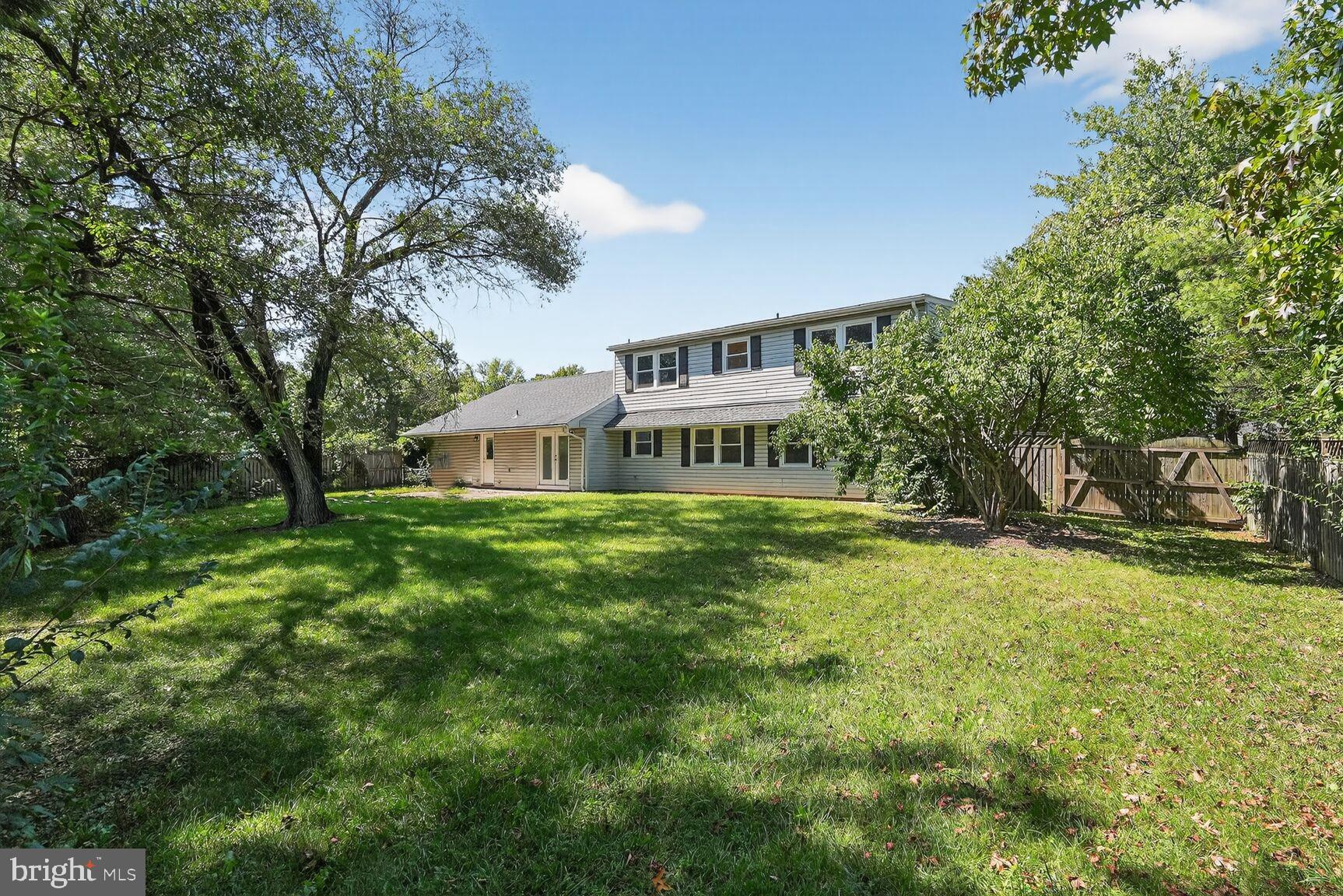 Real estate listing preview #8