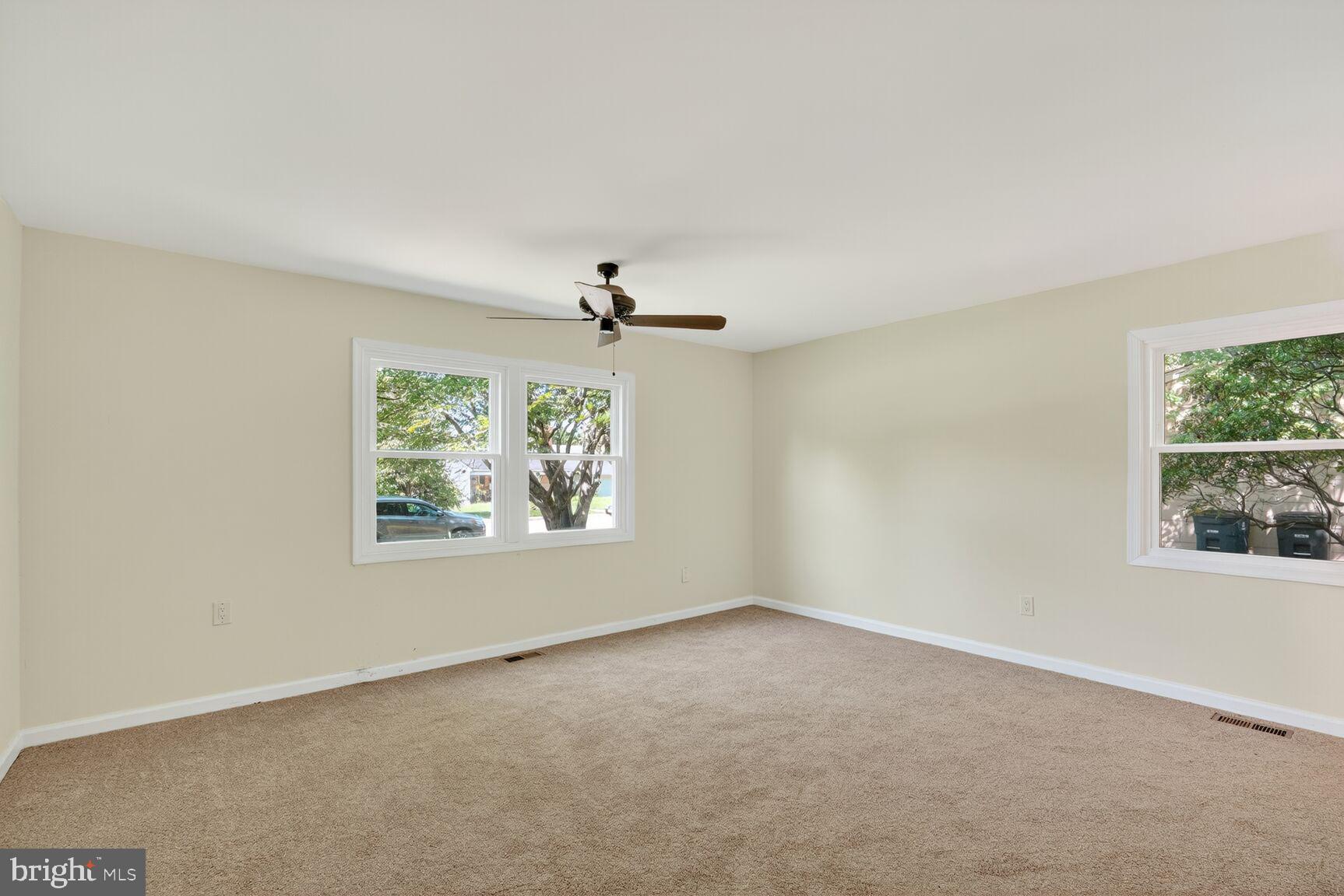 Real estate listing preview #13