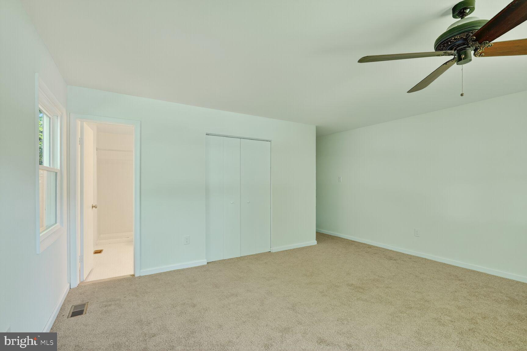 Real estate listing preview #14