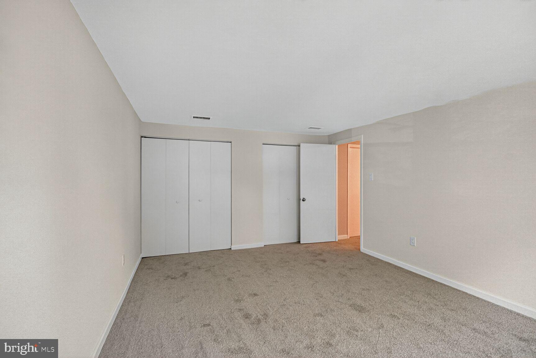 Real estate listing preview #17