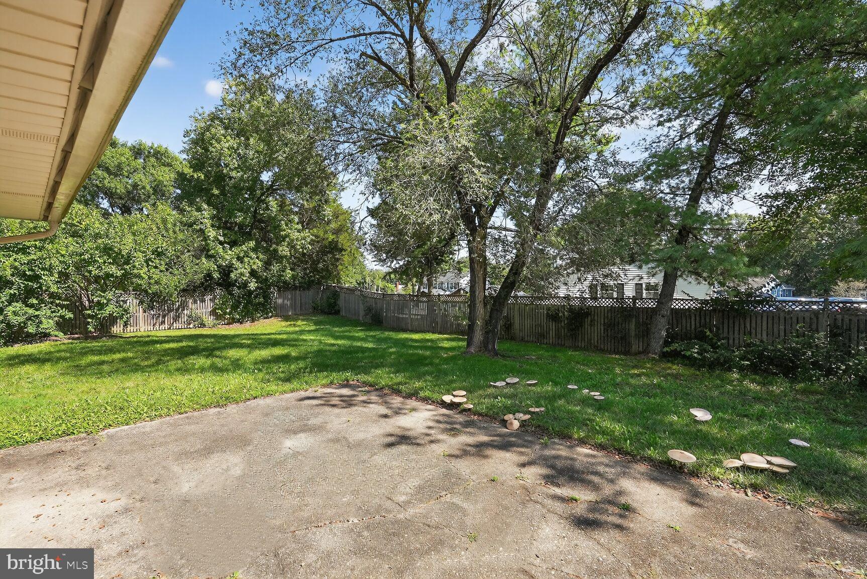 Real estate listing preview #9