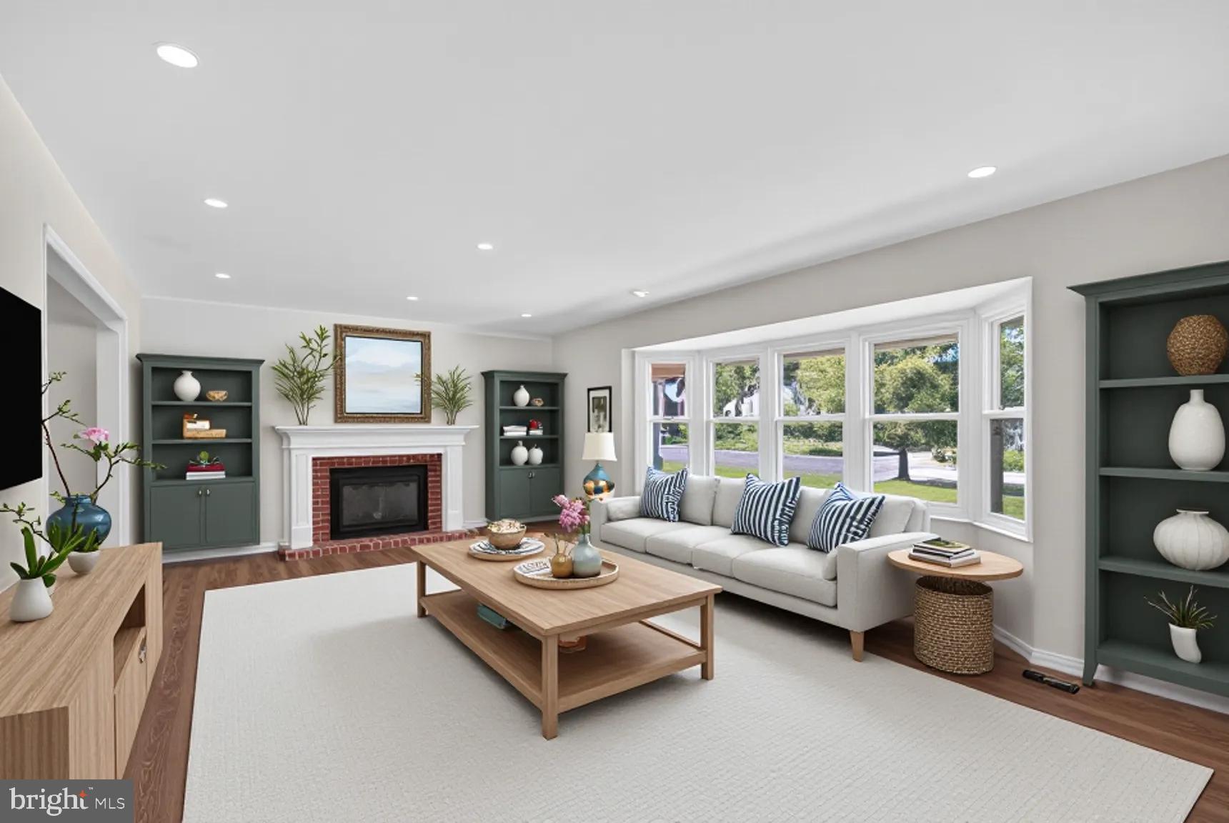 Real estate listing preview #1