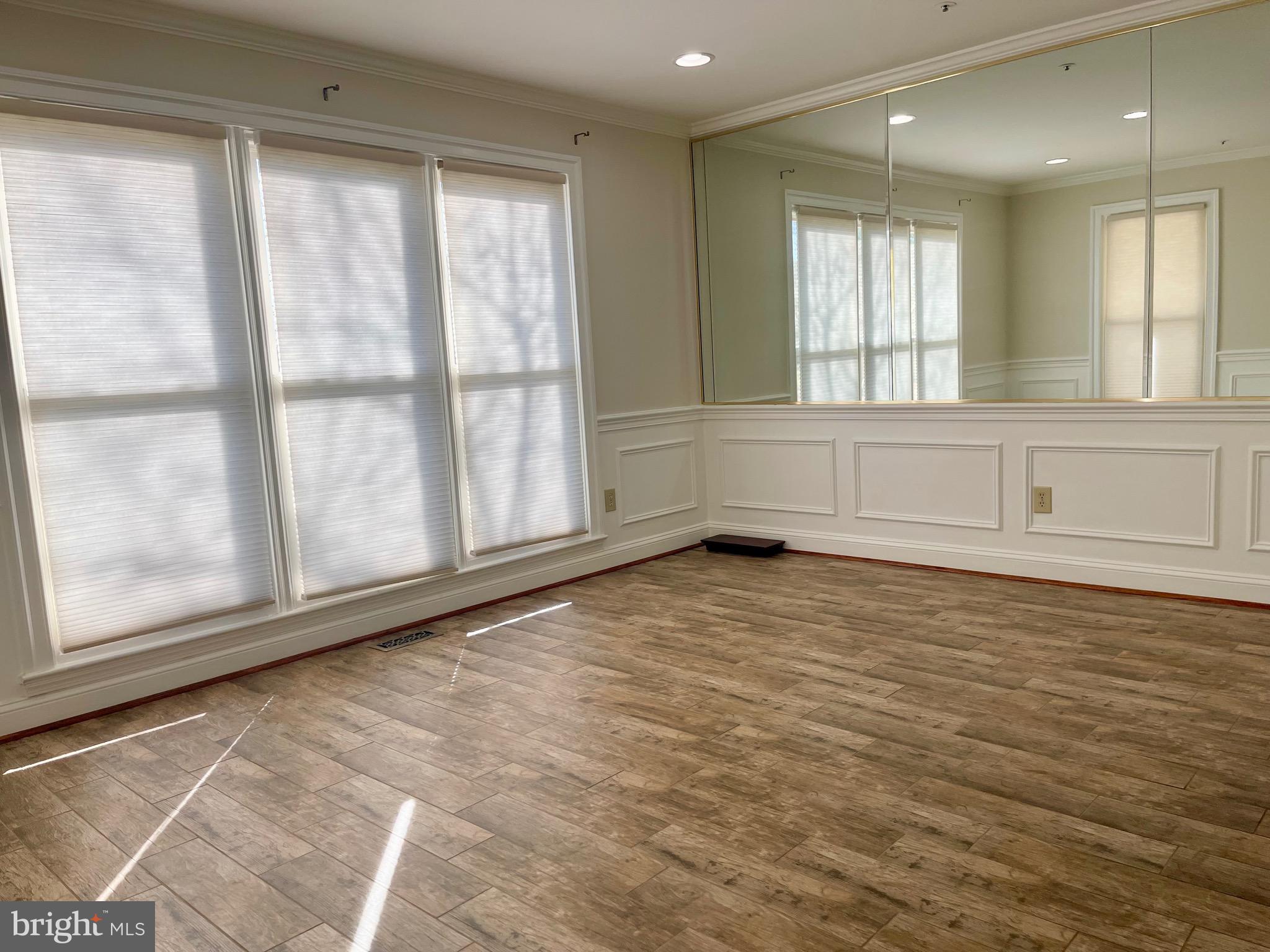 Real estate listing preview #19