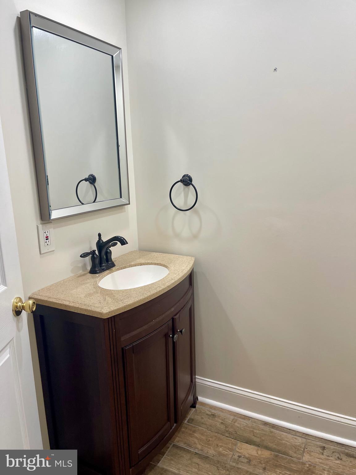 Real estate listing preview #20