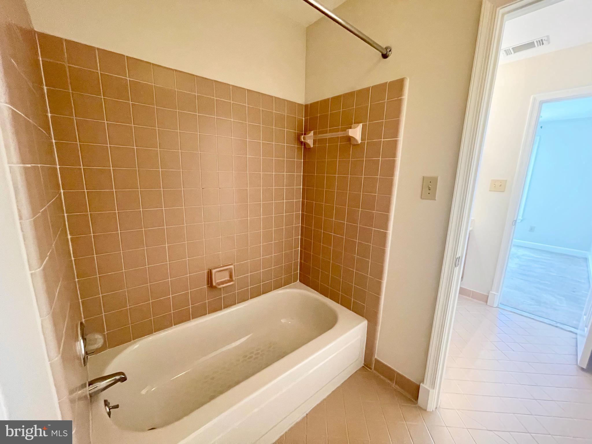 Real estate listing preview #40