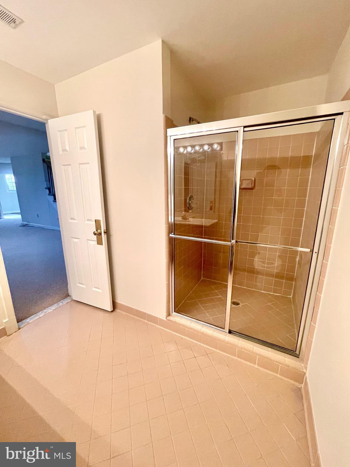 Real estate listing preview #47