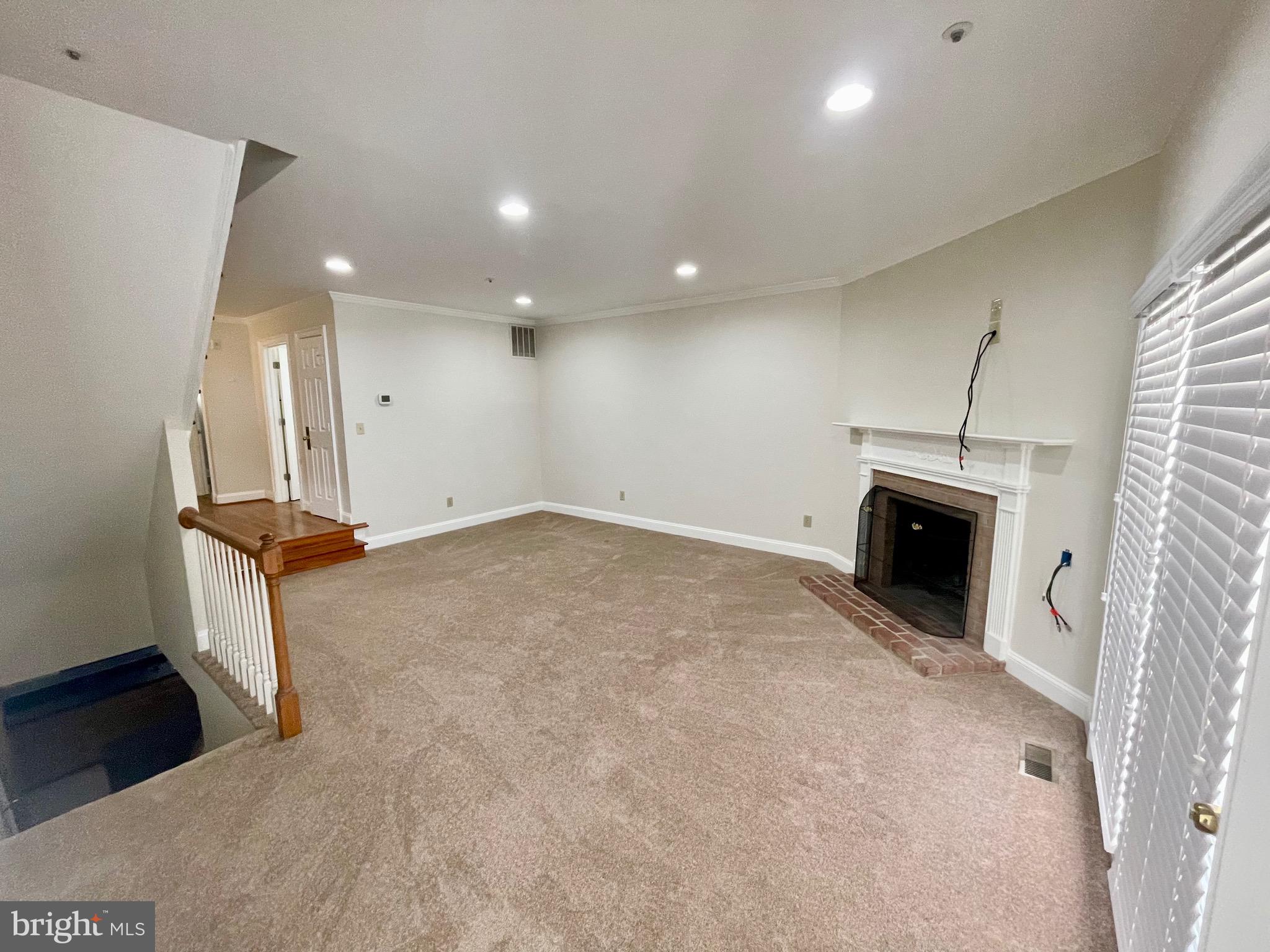 Real estate listing preview #7