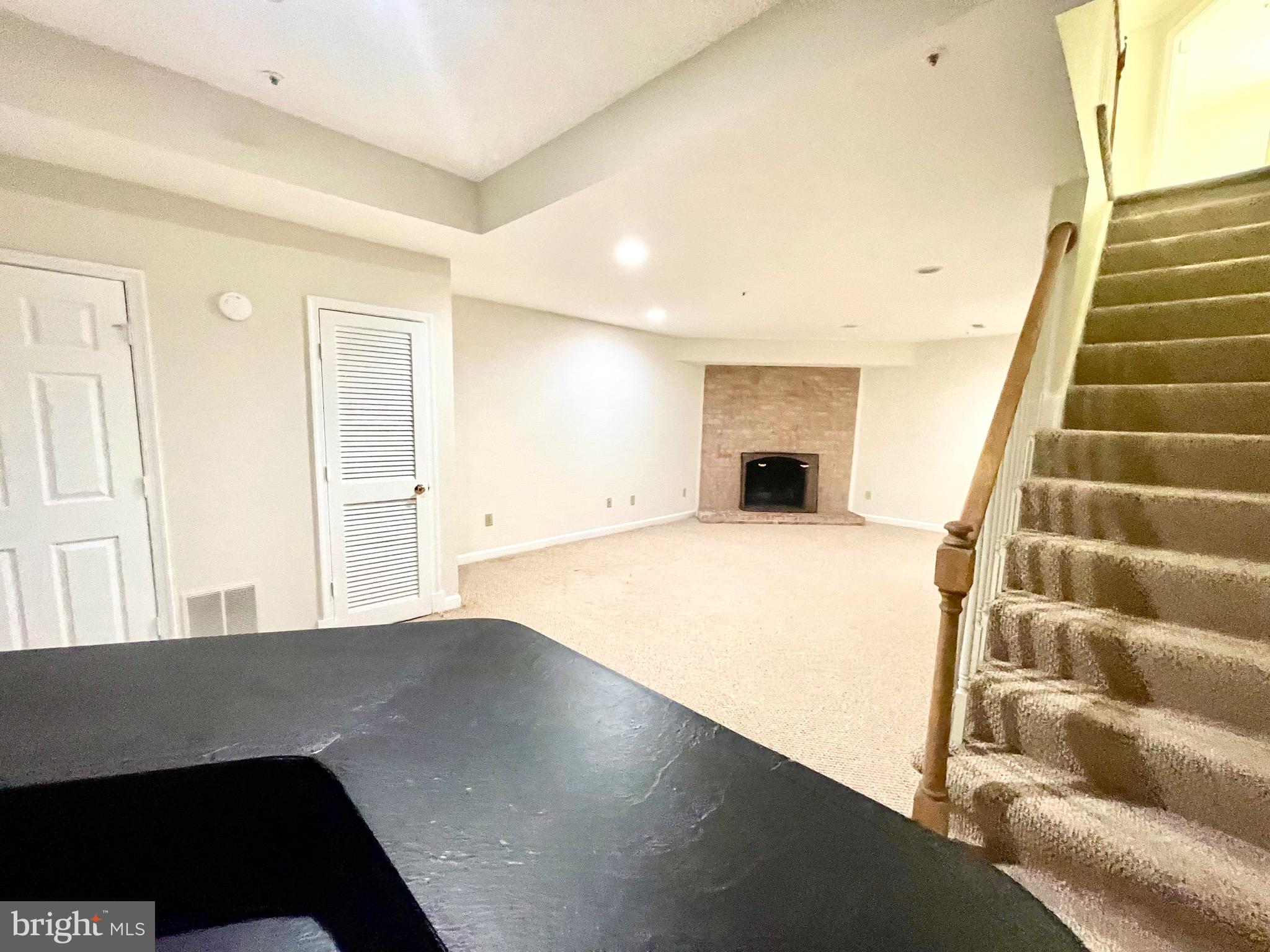 Real estate listing preview #42