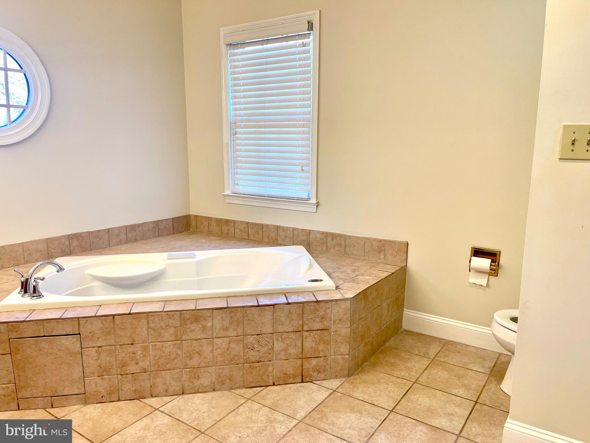 Real estate listing preview #32