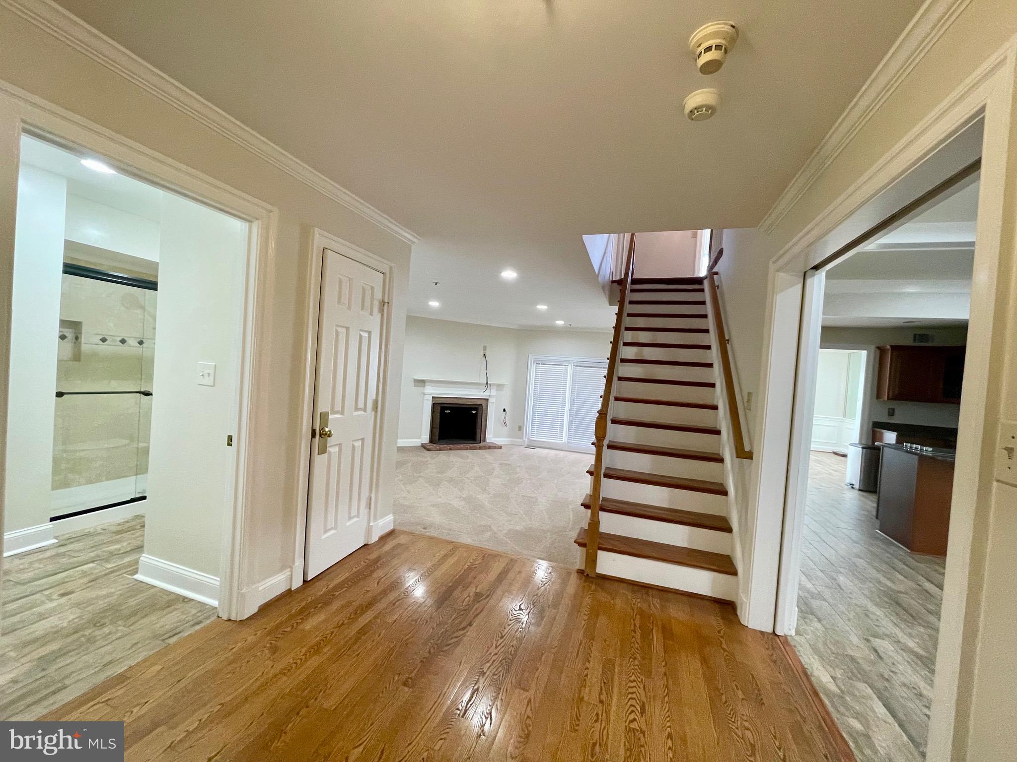 Real estate listing preview #3