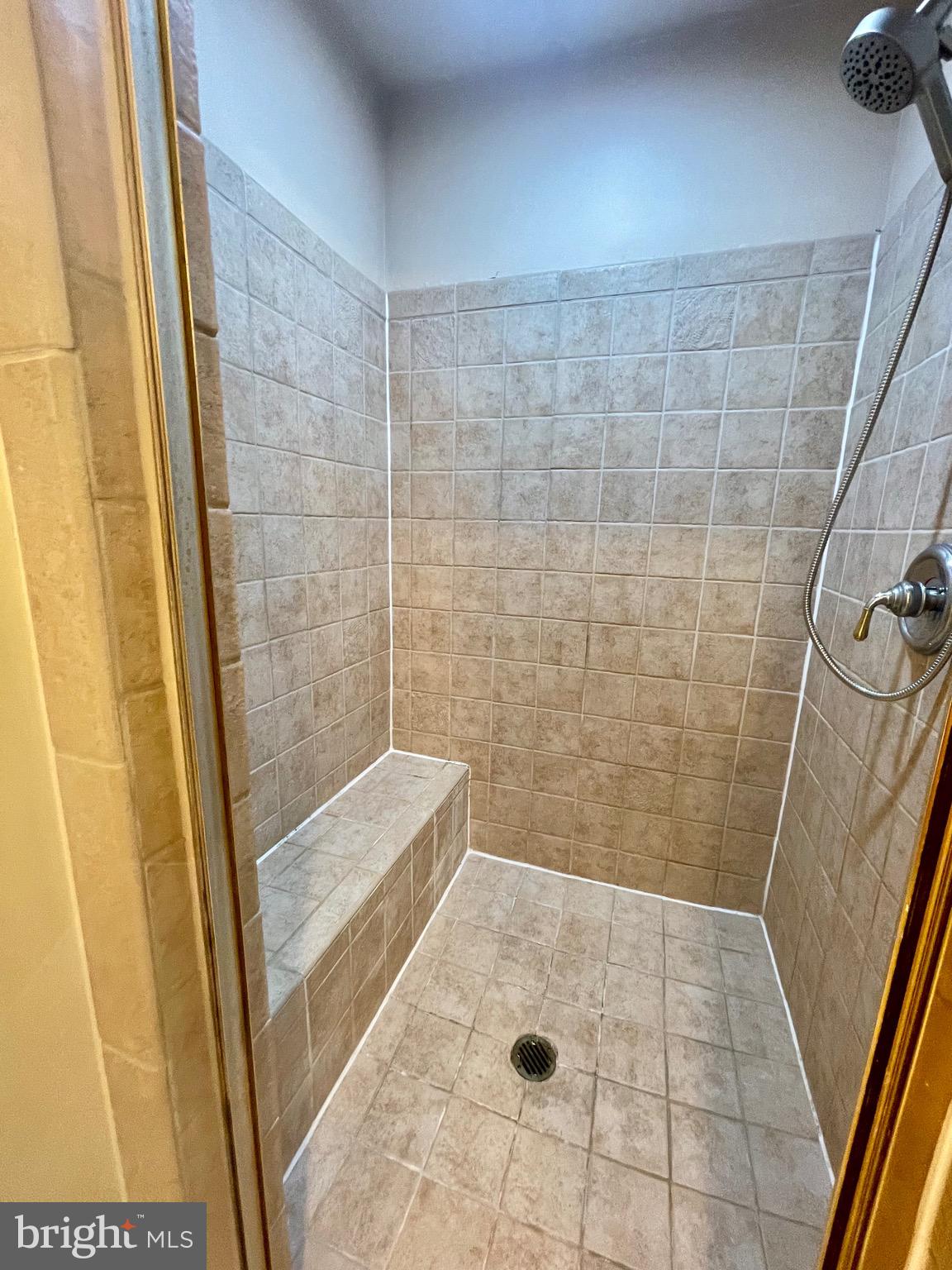 Real estate listing preview #33