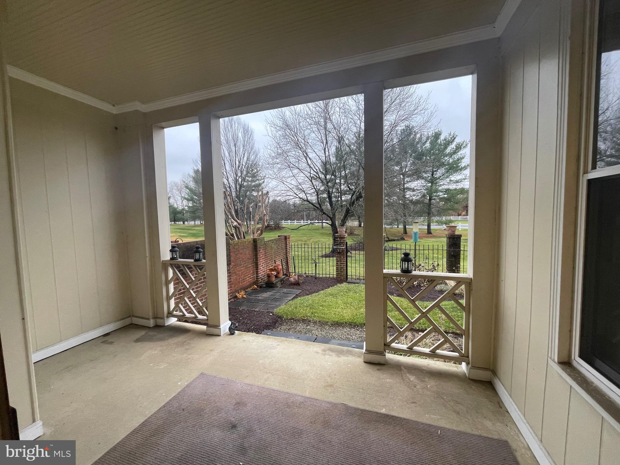 Real estate listing preview #8