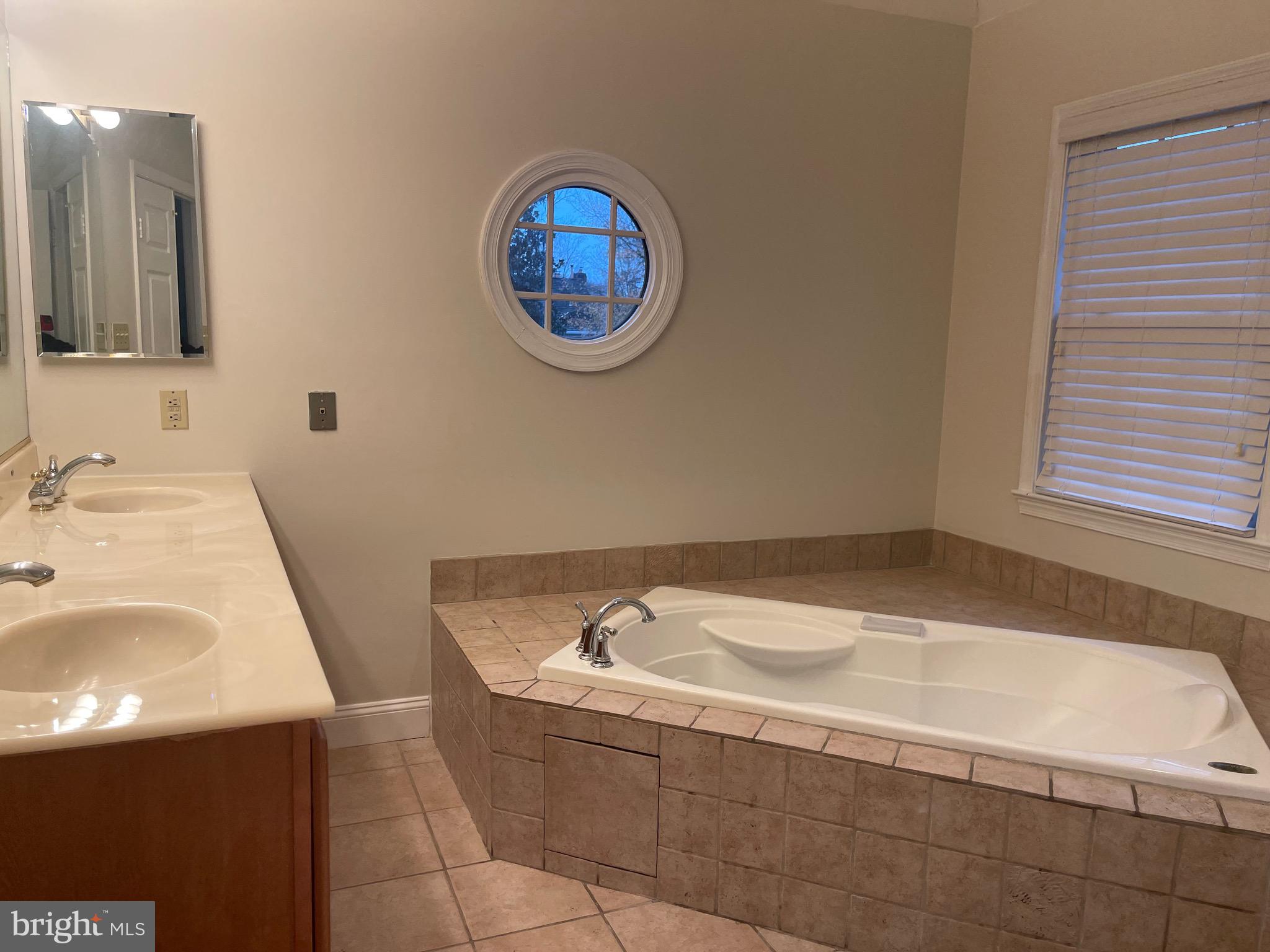 Real estate listing preview #29