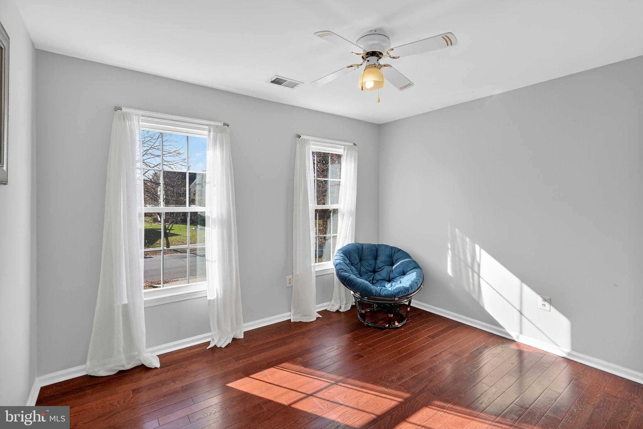 Real estate listing preview #13