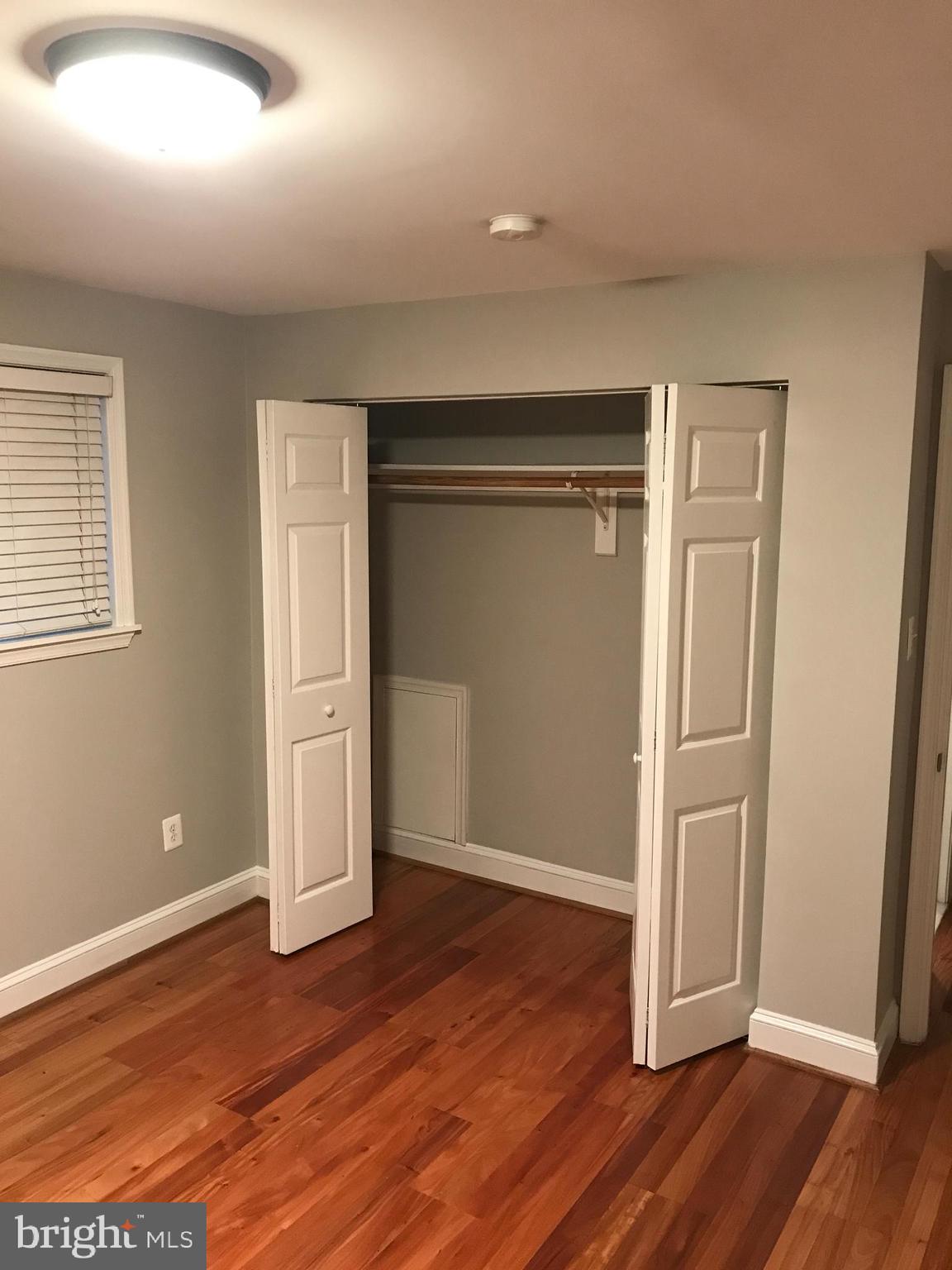 Real estate listing preview #11