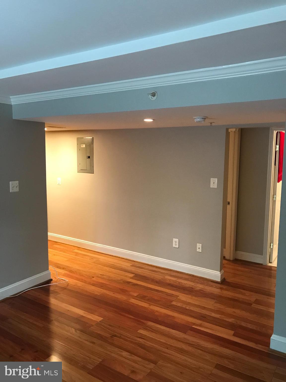 Real estate listing preview #5