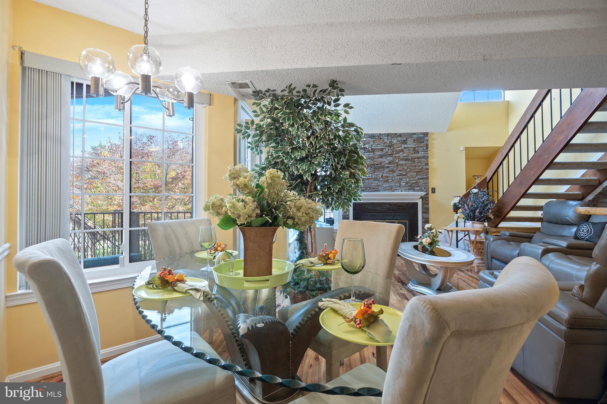 Real estate listing preview #10