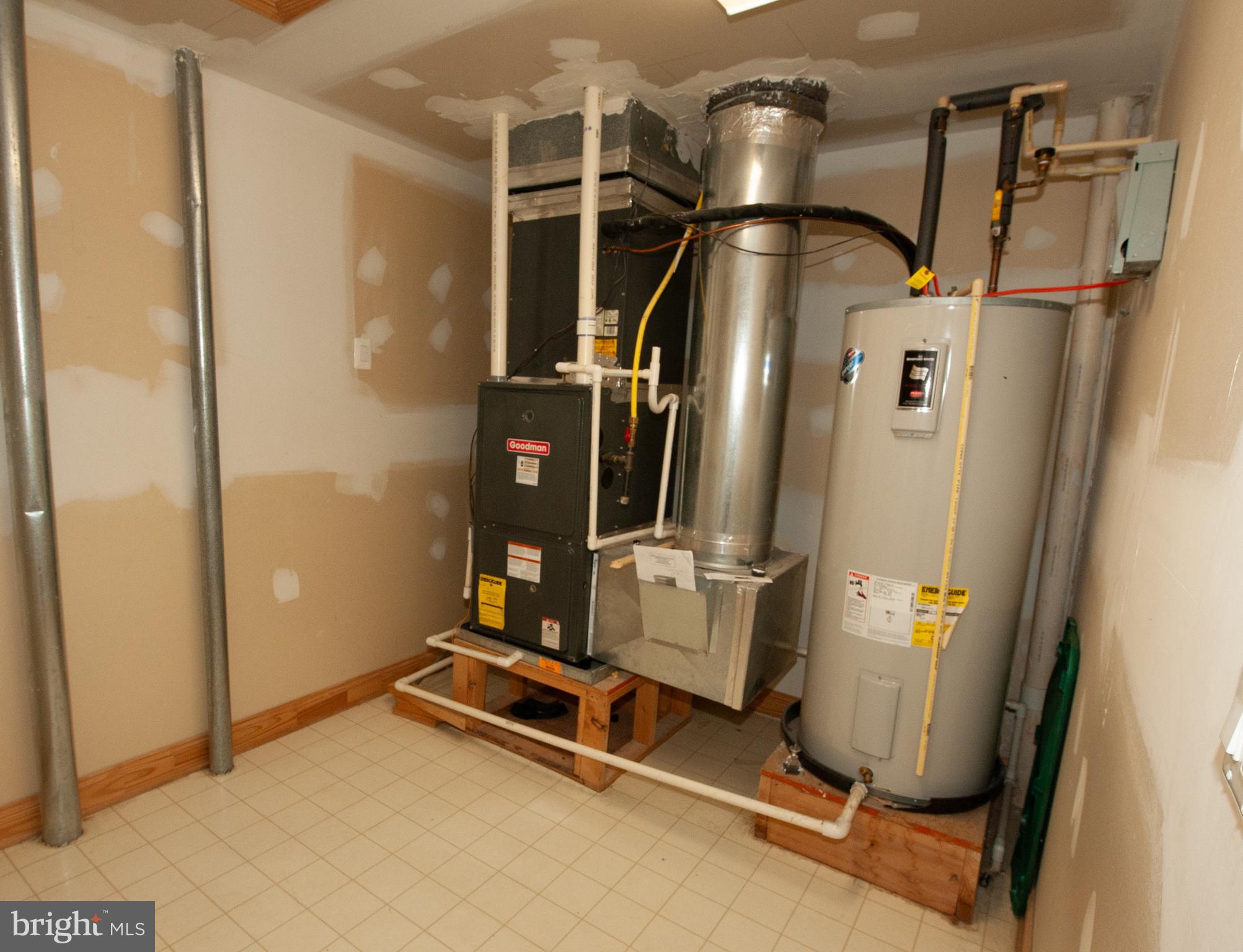 Real estate listing preview #22