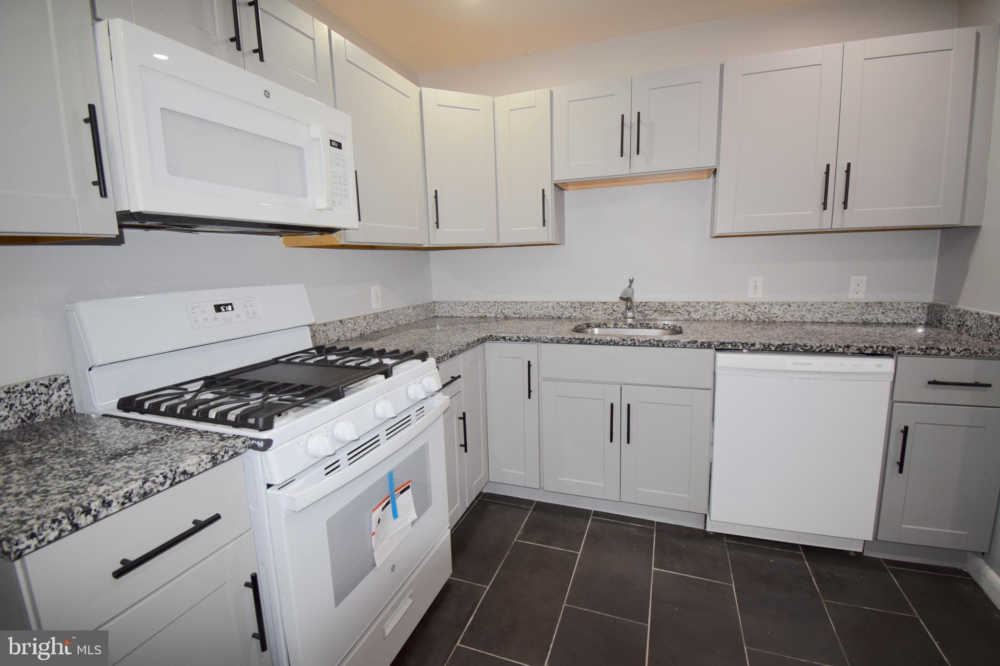 Real estate listing preview #10