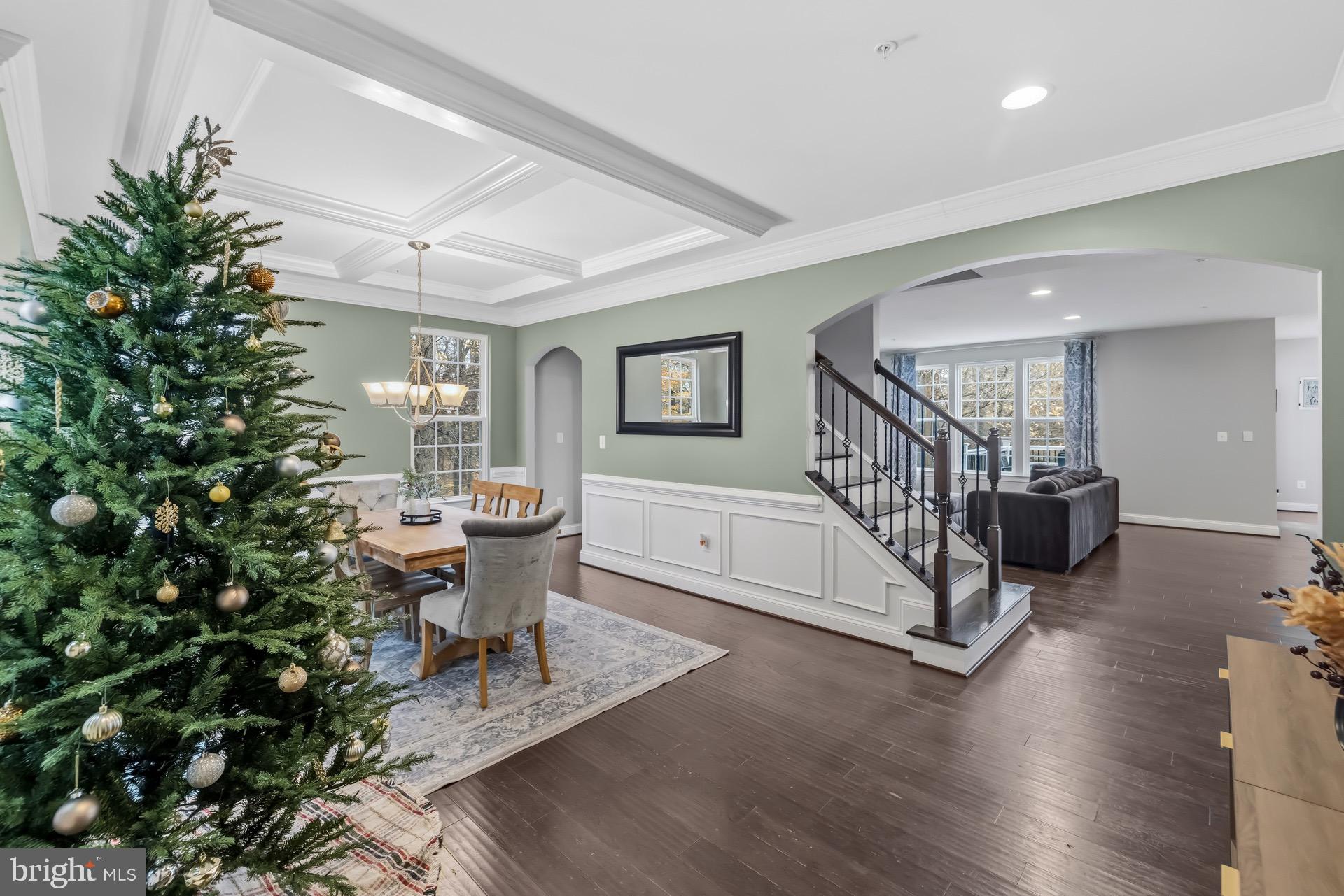 Real estate listing preview #14