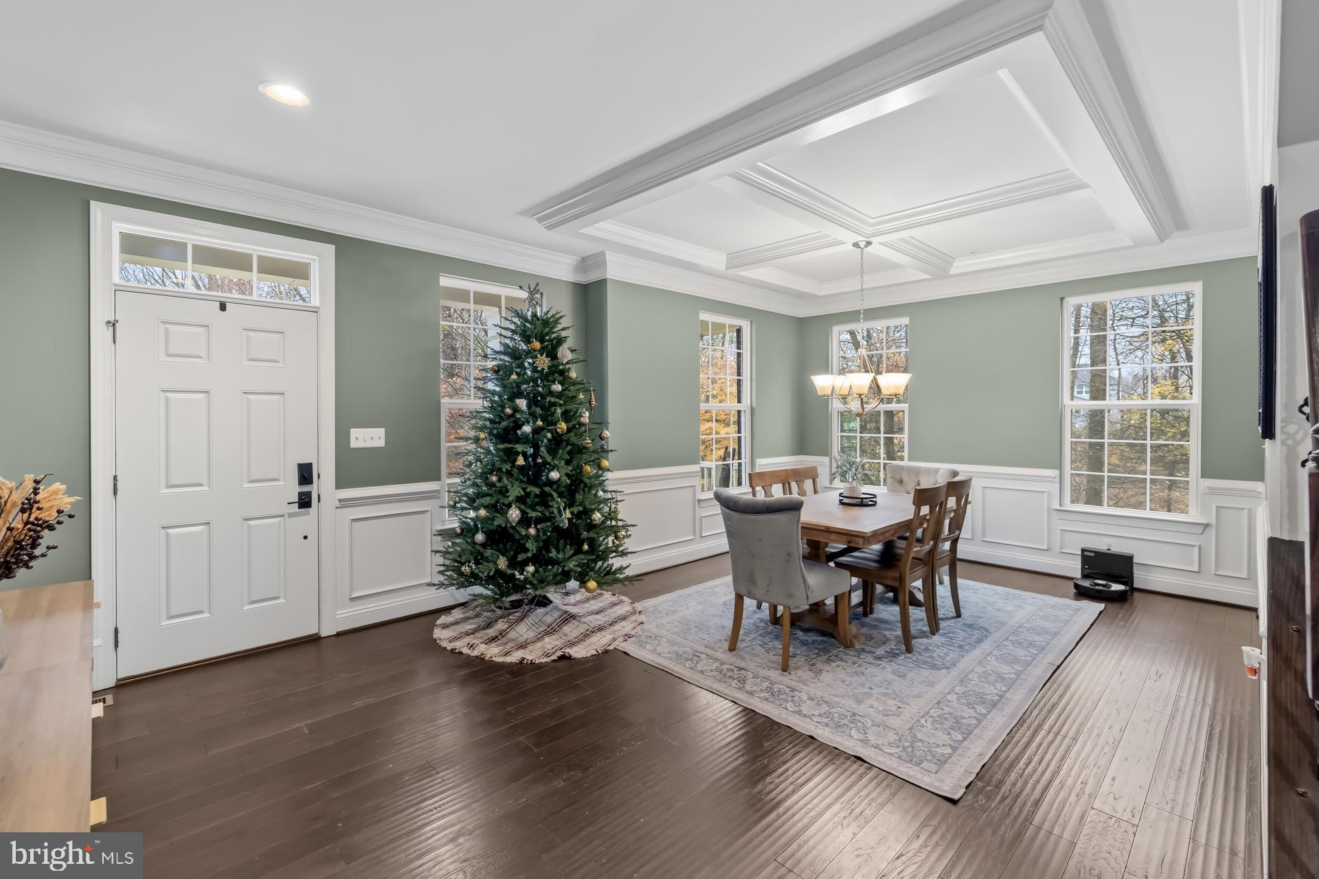 Real estate listing preview #16