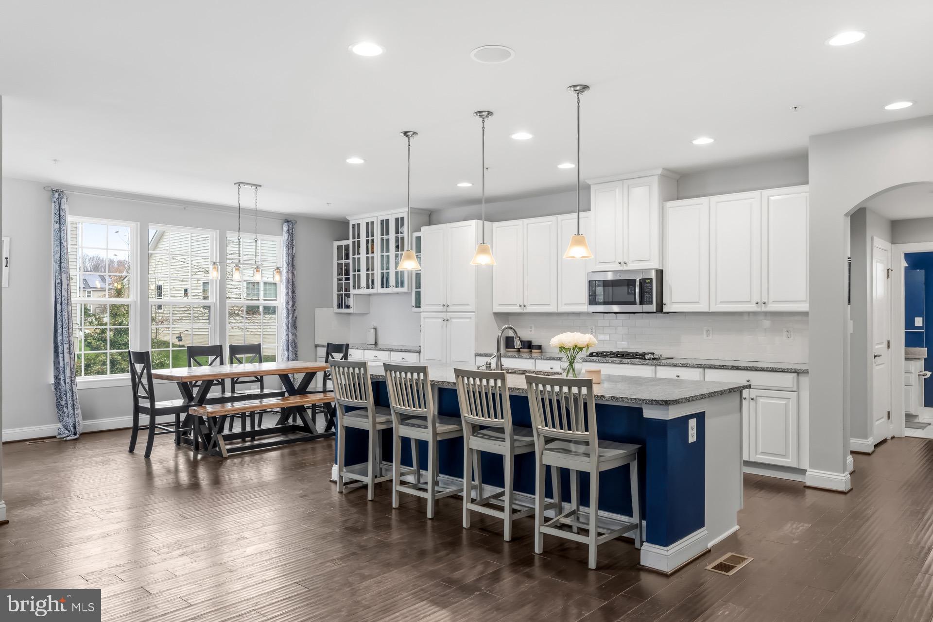 Real estate listing preview #25