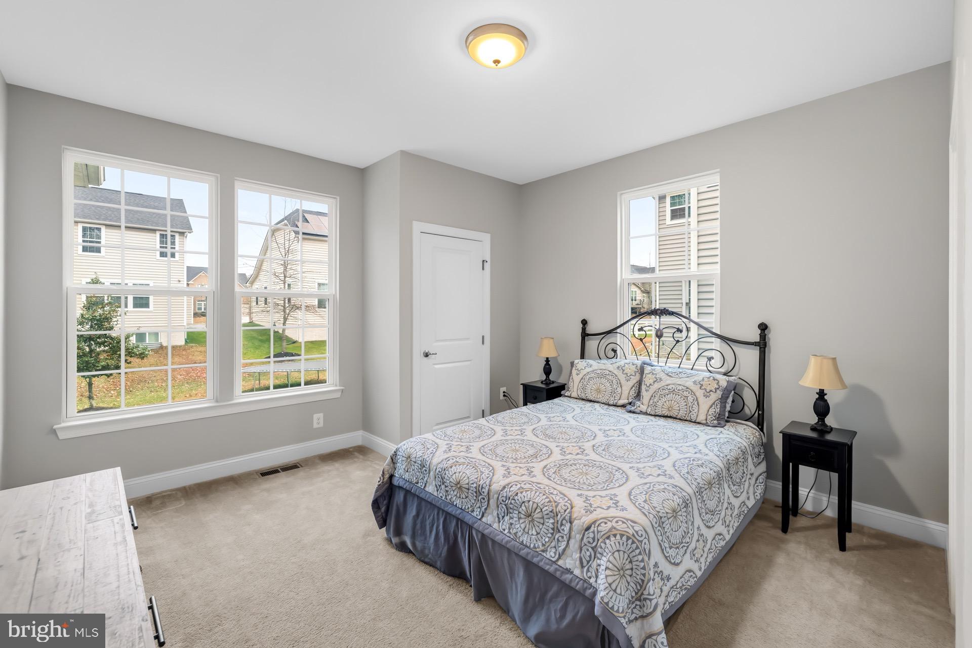 Real estate listing preview #34