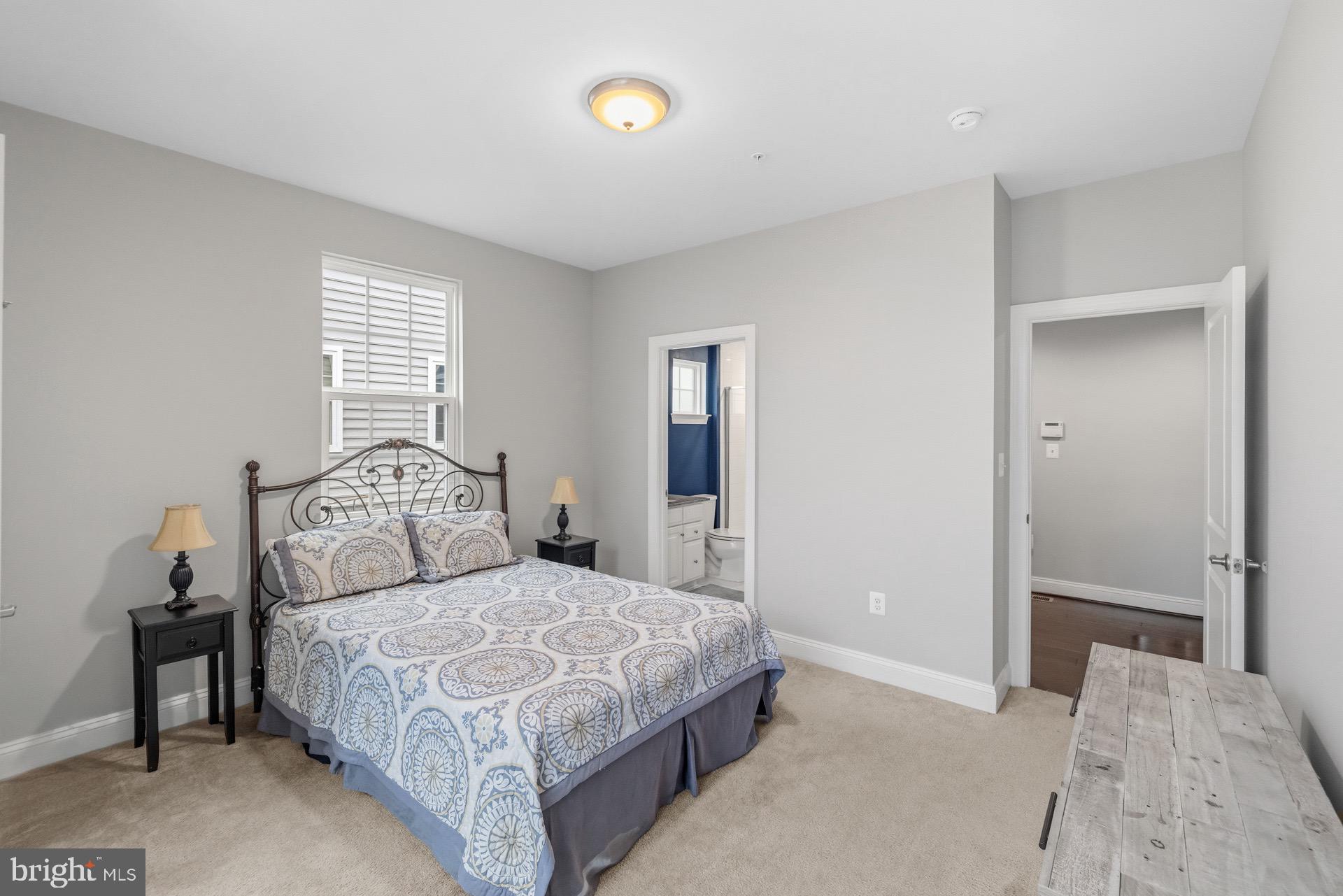 Real estate listing preview #35