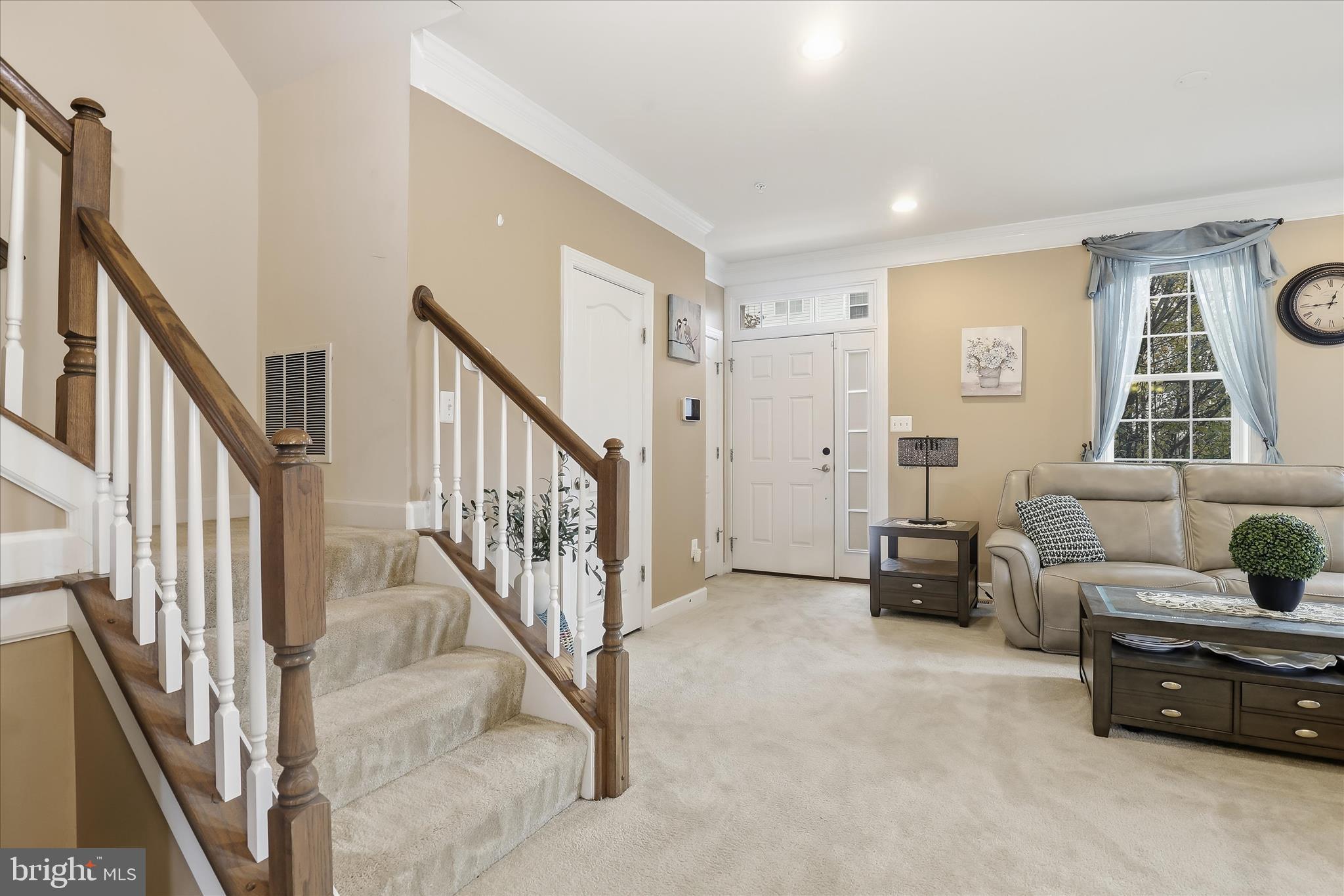 Real estate listing preview #5