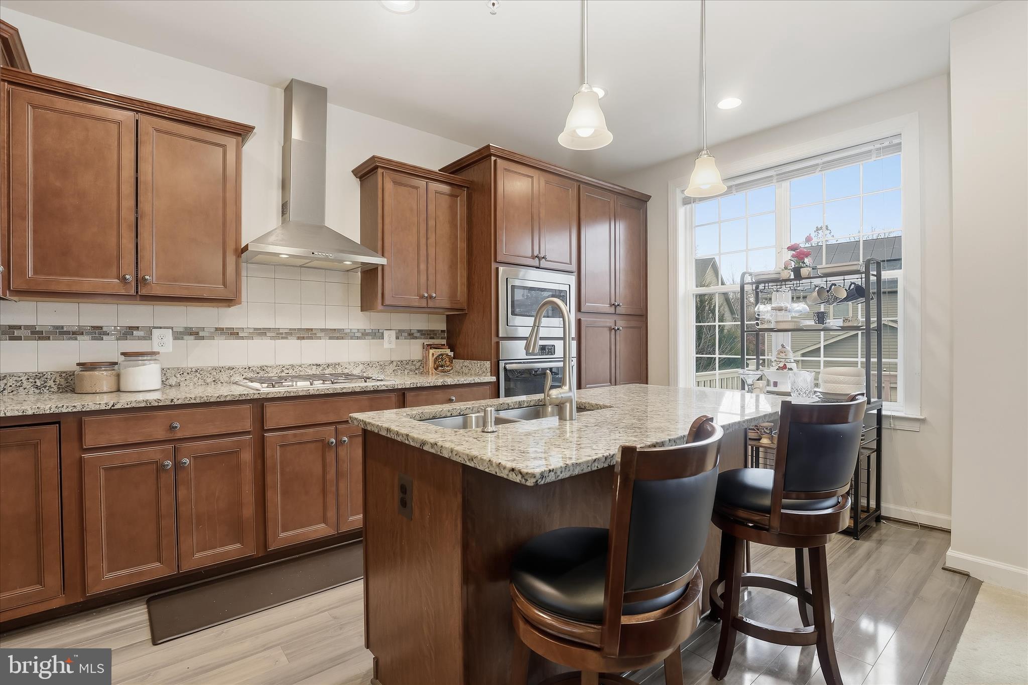 Real estate listing preview #10