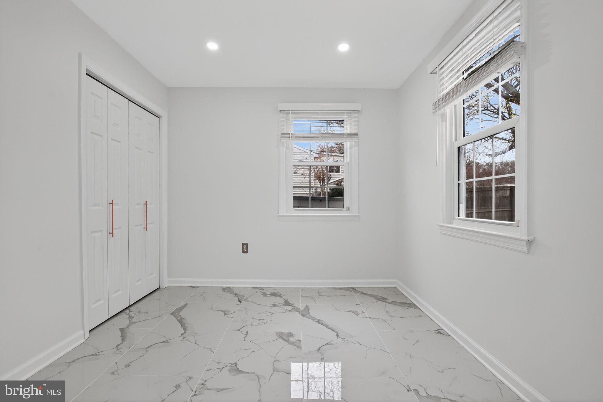 Real estate listing preview #17