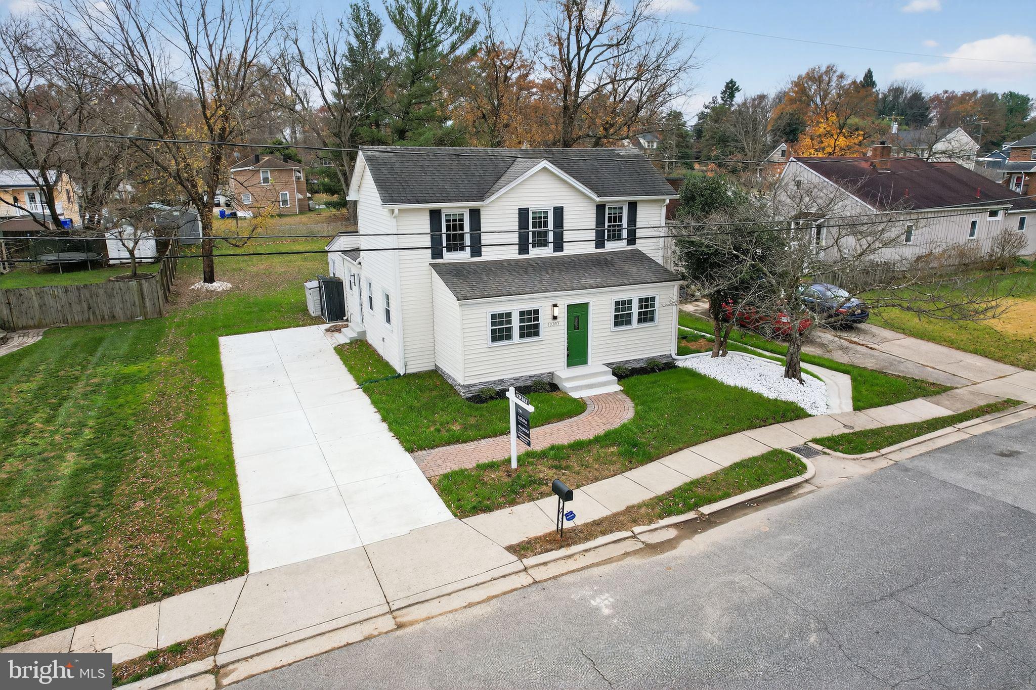 Real estate listing preview #1