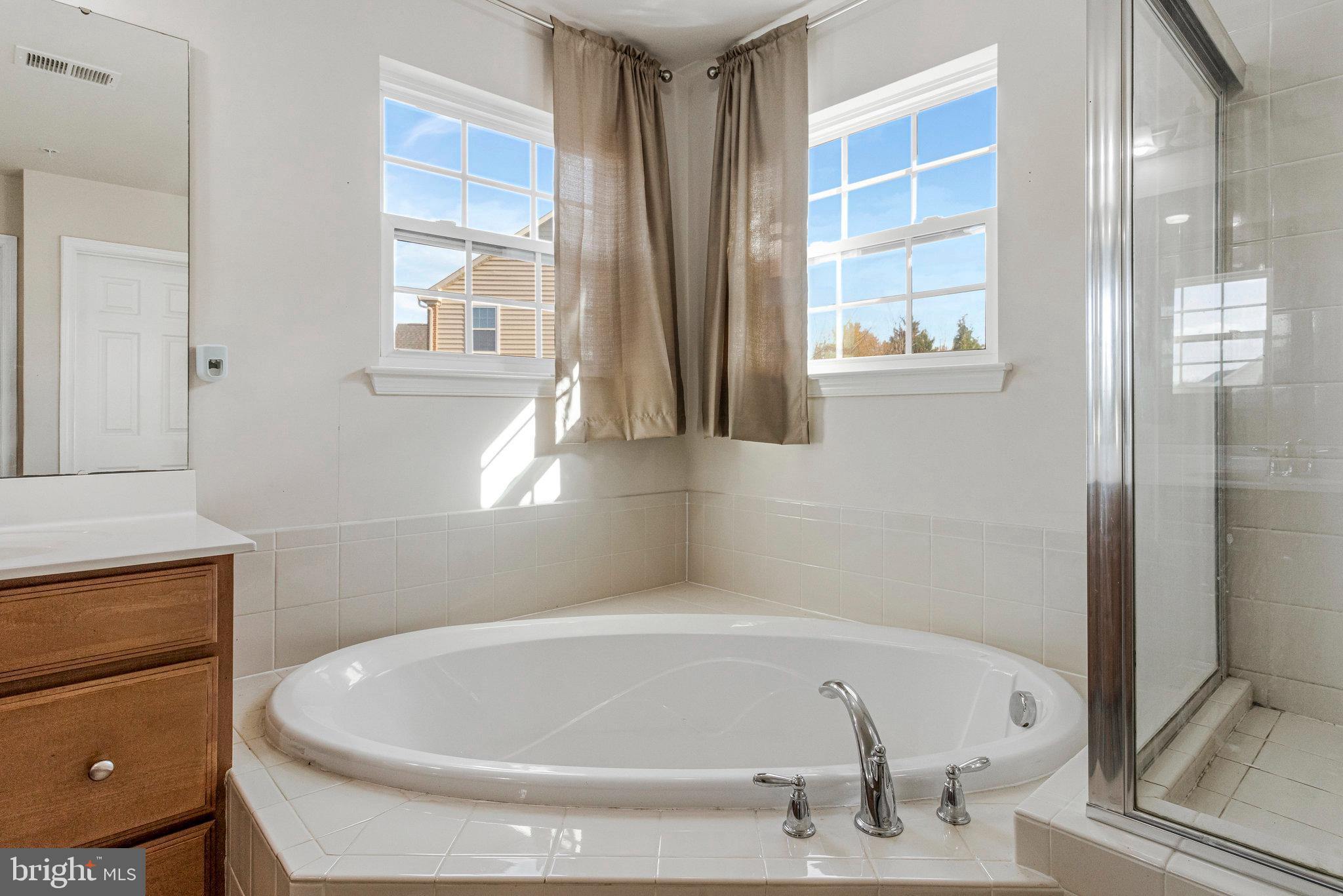 Real estate listing preview #15