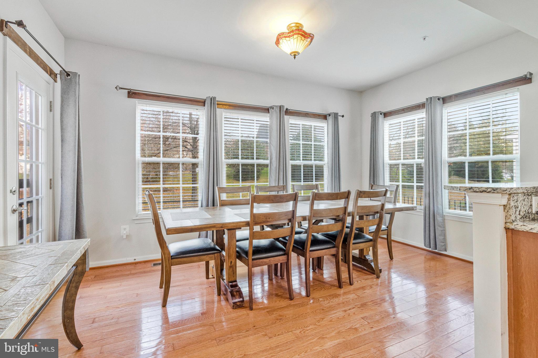 Real estate listing preview #9