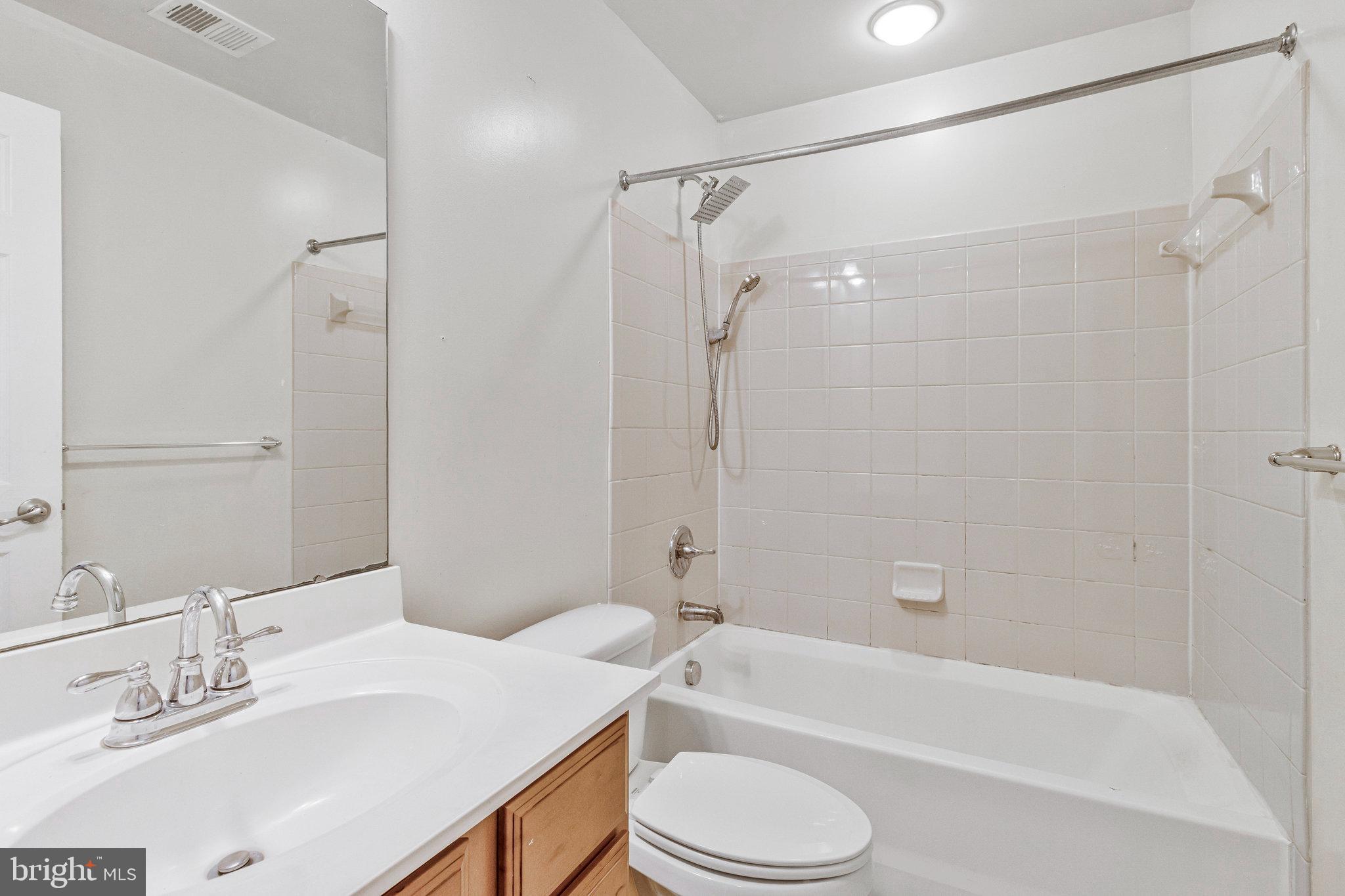 Real estate listing preview #25