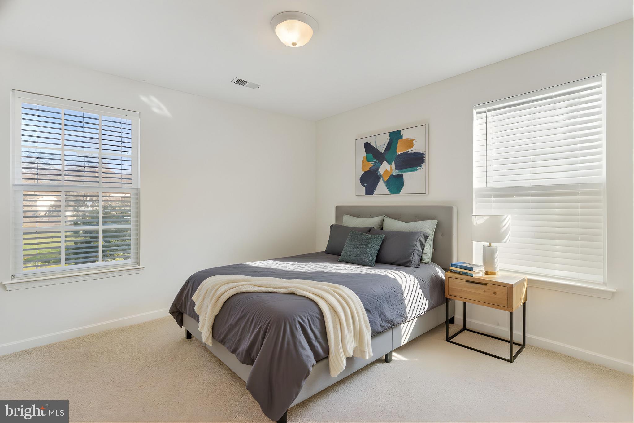 Real estate listing preview #17